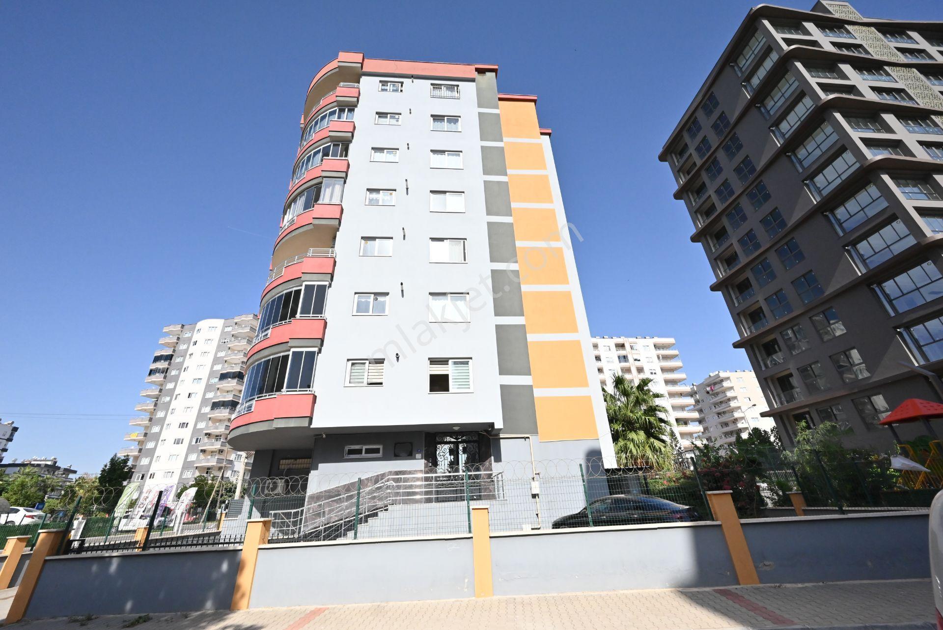 Üstünkent'ten Geniş Oturum Alanlı Krediye Uygun Eşyalı 3+1 Daire — fotoğraf 5