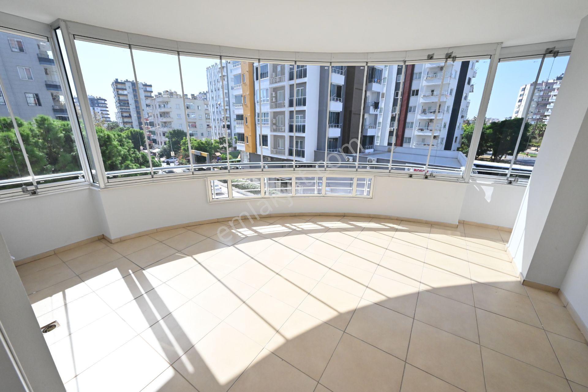 Üstünkent'ten Geniş Oturum Alanlı Krediye Uygun Eşyalı 3+1 Daire — fotoğraf 32