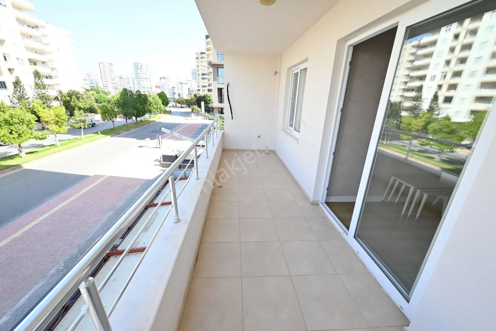 Üstünkent'ten Geniş Oturum Alanlı Krediye Uygun Eşyalı 3+1 Daire — fotoğraf 37