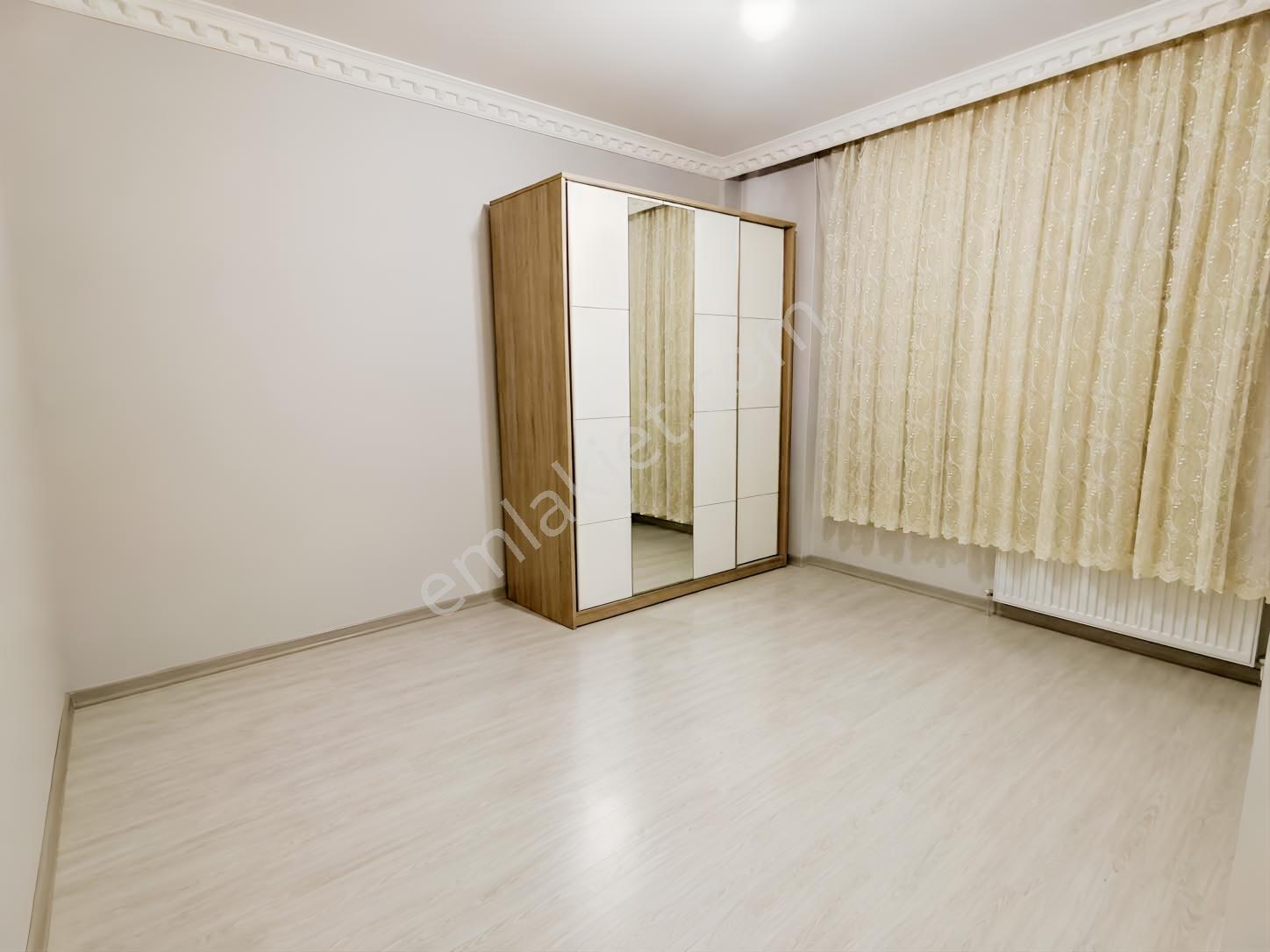 Kocaali Sahil Merkezde Havuzlu Site İçinde Satılık Daire — fotoğraf 9