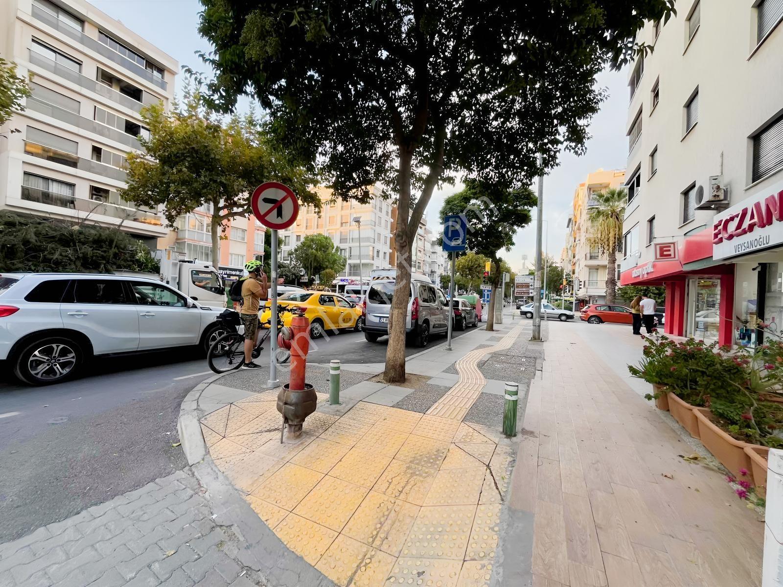 Girne Caddesi Yakını 3+1 Köşe Açık Otoparklı Daire — fotoğraf 22