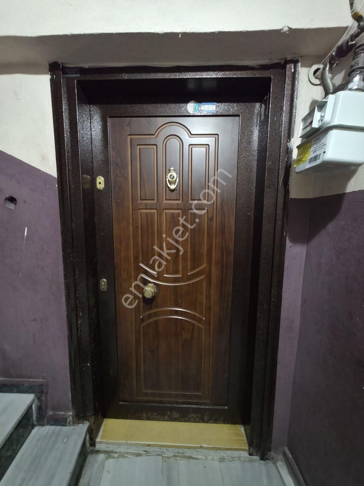 Sultangazi Yunus Emre Mahallesi Satılık 2+1 Bahçe Katı Daire — fotoğraf 16