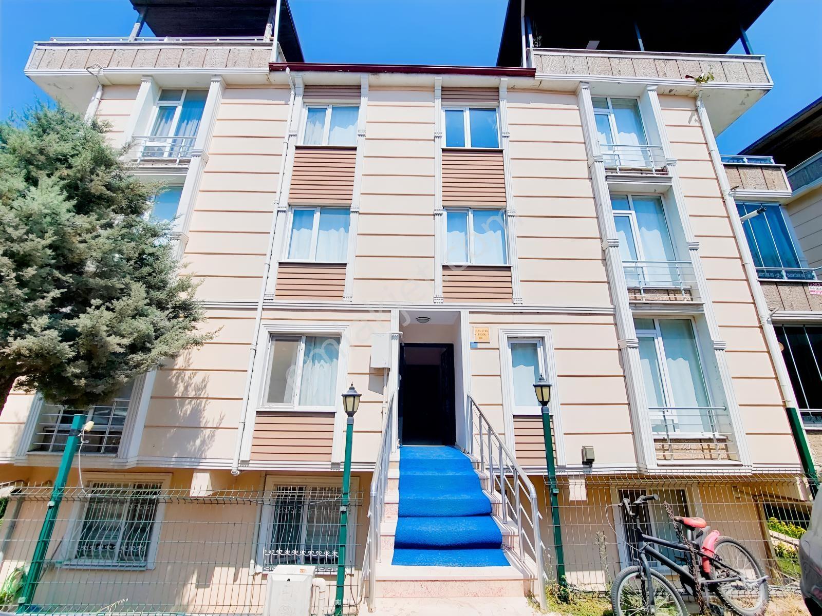 Karasu Sahil Merkezde Site İçinde Havuz Manzaralı 2+1 — fotoğraf 9
