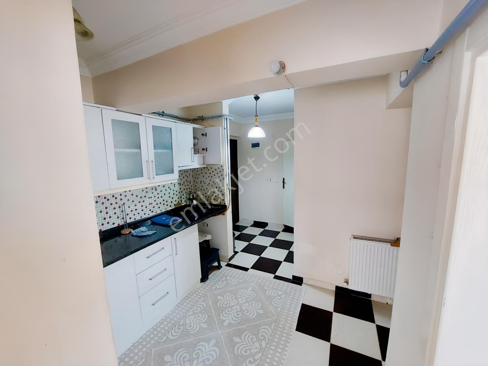 Karasu Sahil Merkezde Site İçinde Havuz Manzaralı 2+1 — fotoğraf 19