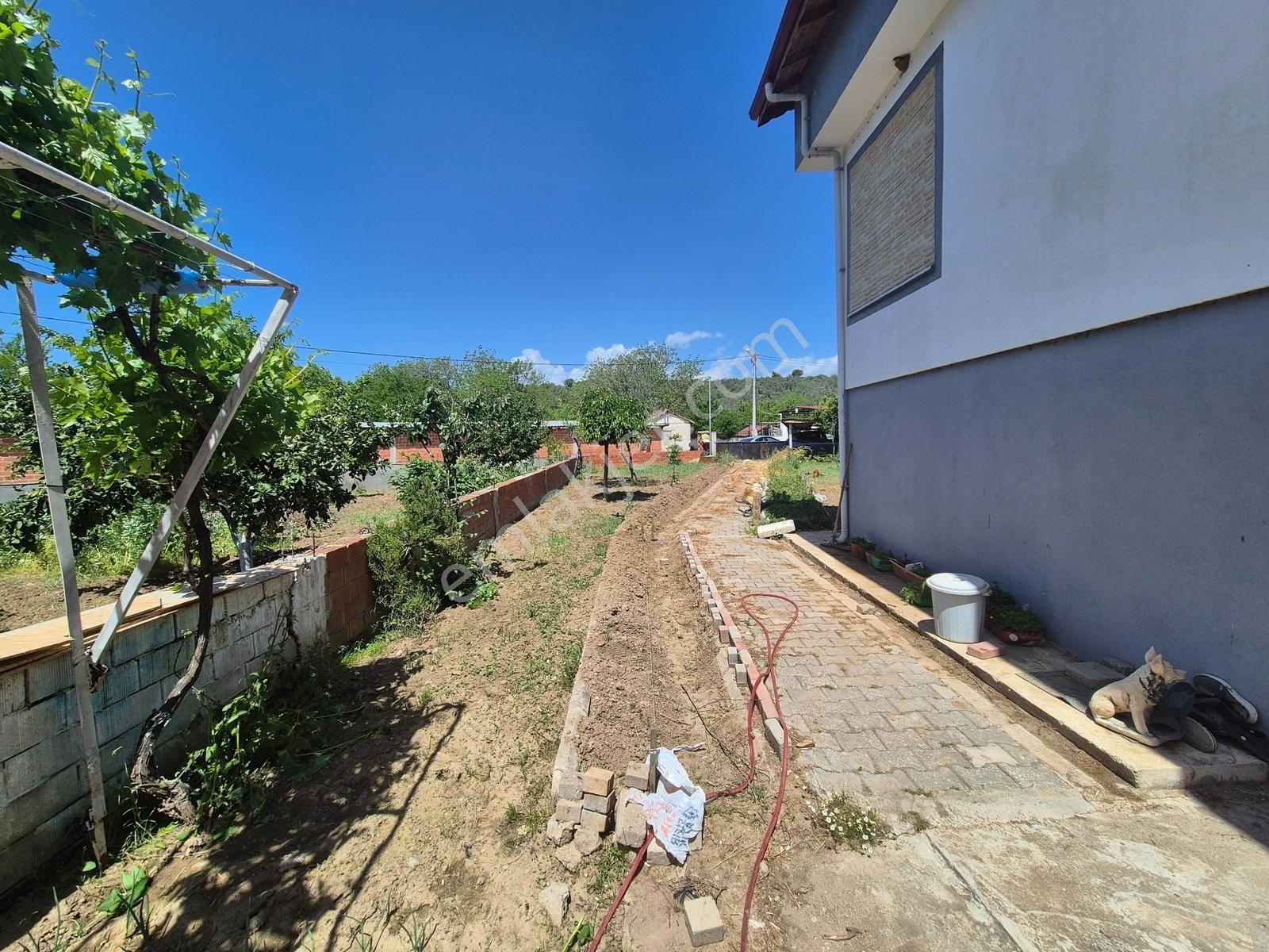 Artı'dan İnönü'de 860m2 Arsa İçerisinde Çay Cepheli Müstakil Ev — fotoğraf 4