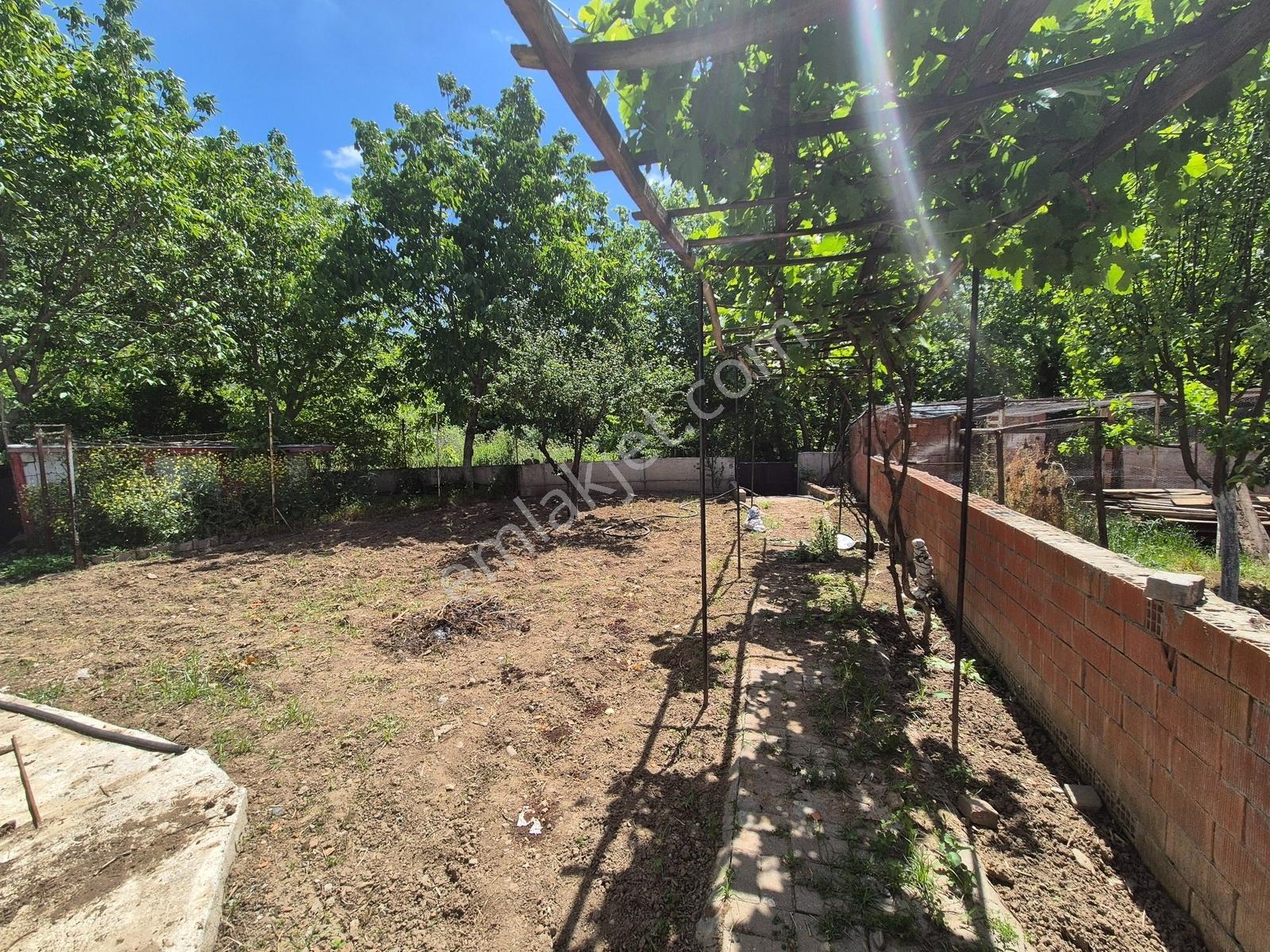 Artı'dan İnönü'de 860m2 Arsa İçerisinde Çay Cepheli Müstakil Ev — fotoğraf 5