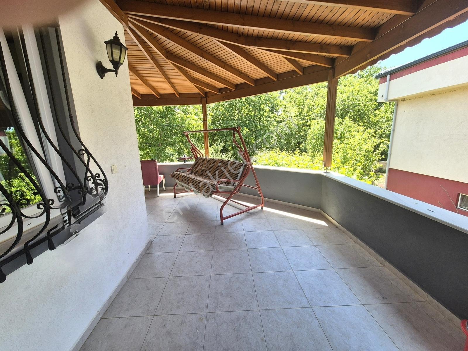Artı'dan İnönü'de 860m2 Arsa İçerisinde Çay Cepheli Müstakil Ev — fotoğraf 24