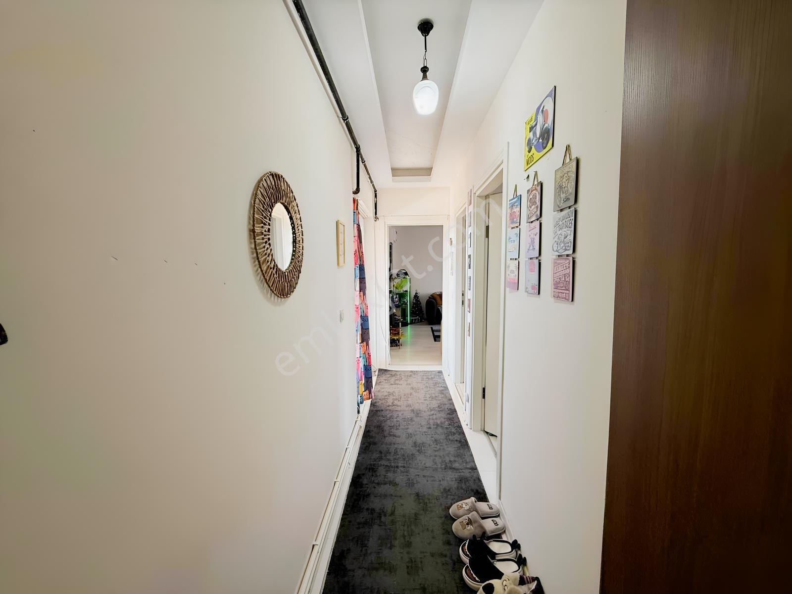 Çiğli Evka 5 Efecity'de 1+1 Teraslı Satılık Daire — fotoğraf 4