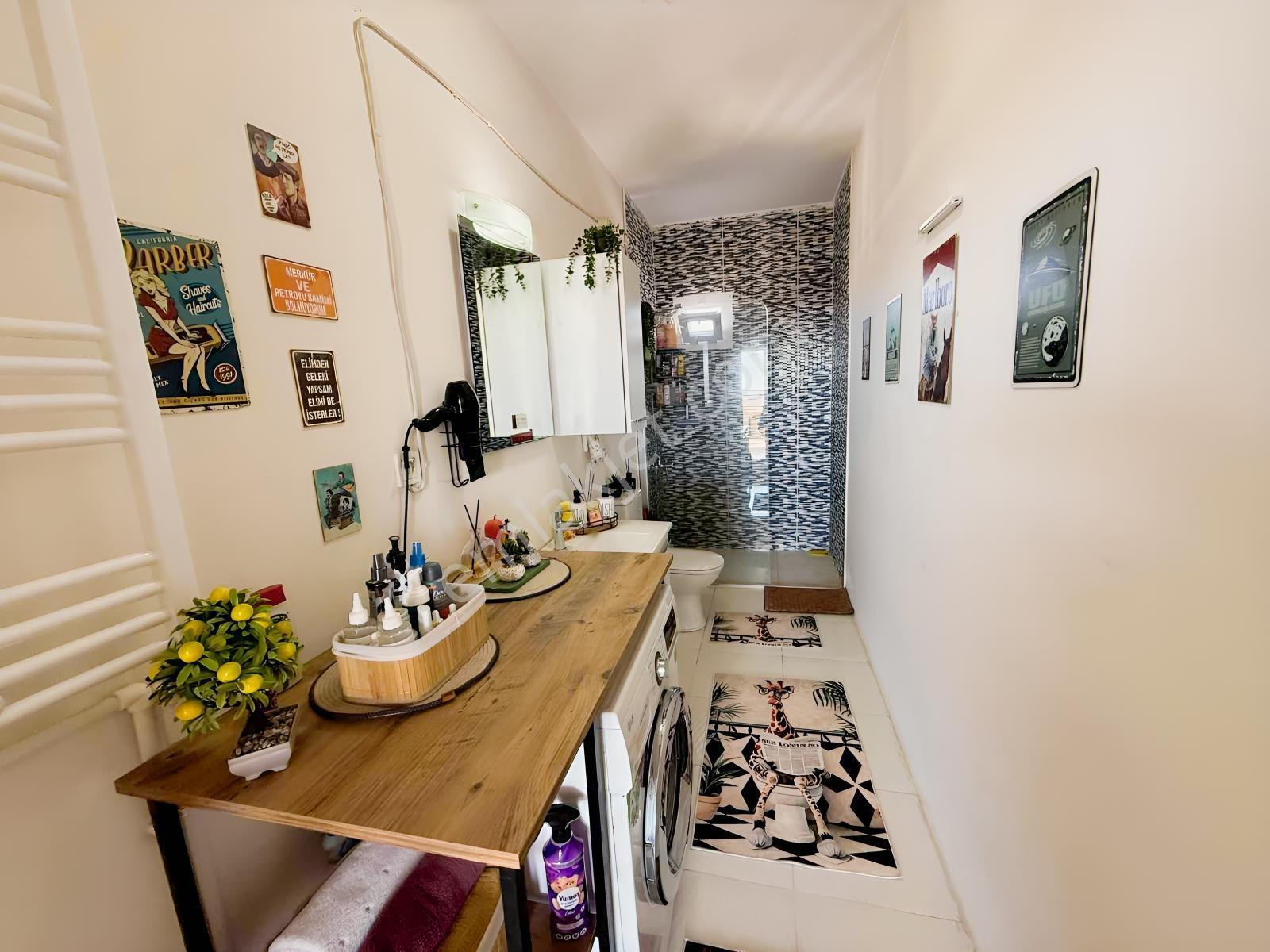 Çiğli Evka 5 Efecity'de 1+1 Teraslı Satılık Daire — fotoğraf 9