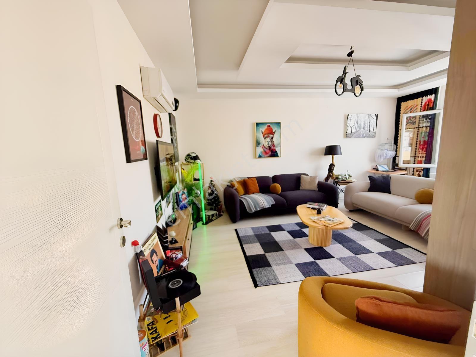 Çiğli Evka 5 Efecity'de 1+1 Teraslı Satılık Daire — fotoğraf 11