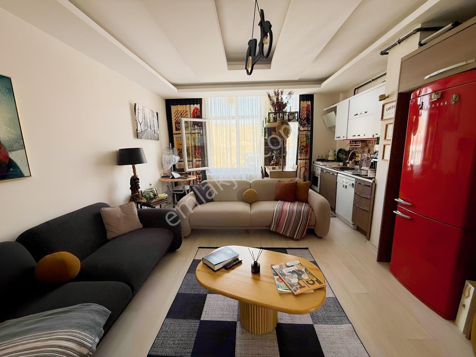 Çiğli Evka 5 Efecity'de 1+1 Teraslı Satılık Daire — fotoğraf 13