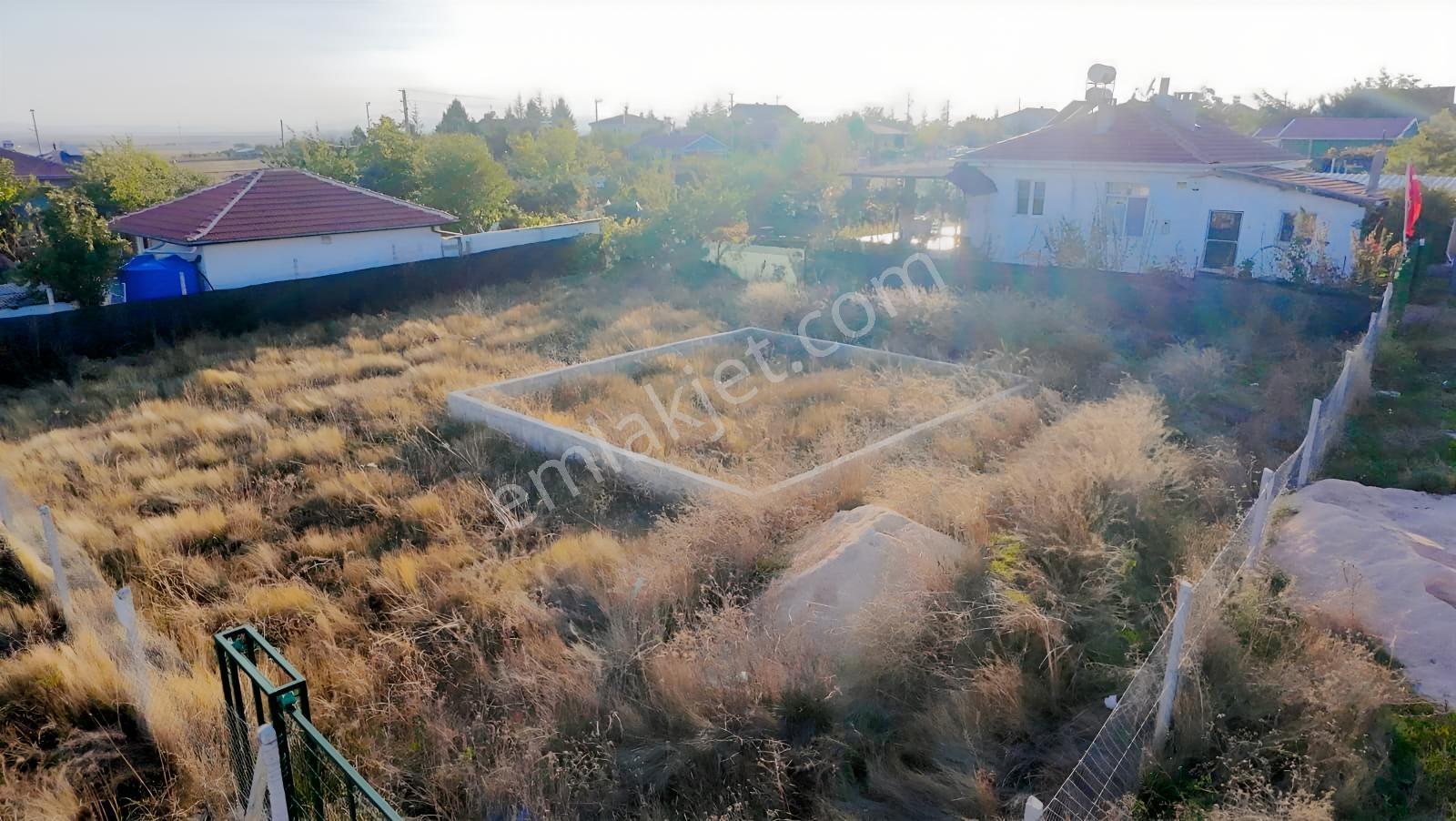 Müstakil Ev Yapımına Hazır: Yolu Açık, Çevrili 500 M² Arsa — fotoğraf 6