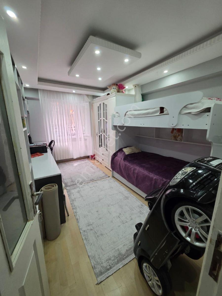 Aslı Emlaktan Gazi Mah 2+1 Kat 2 — fotoğraf 9
