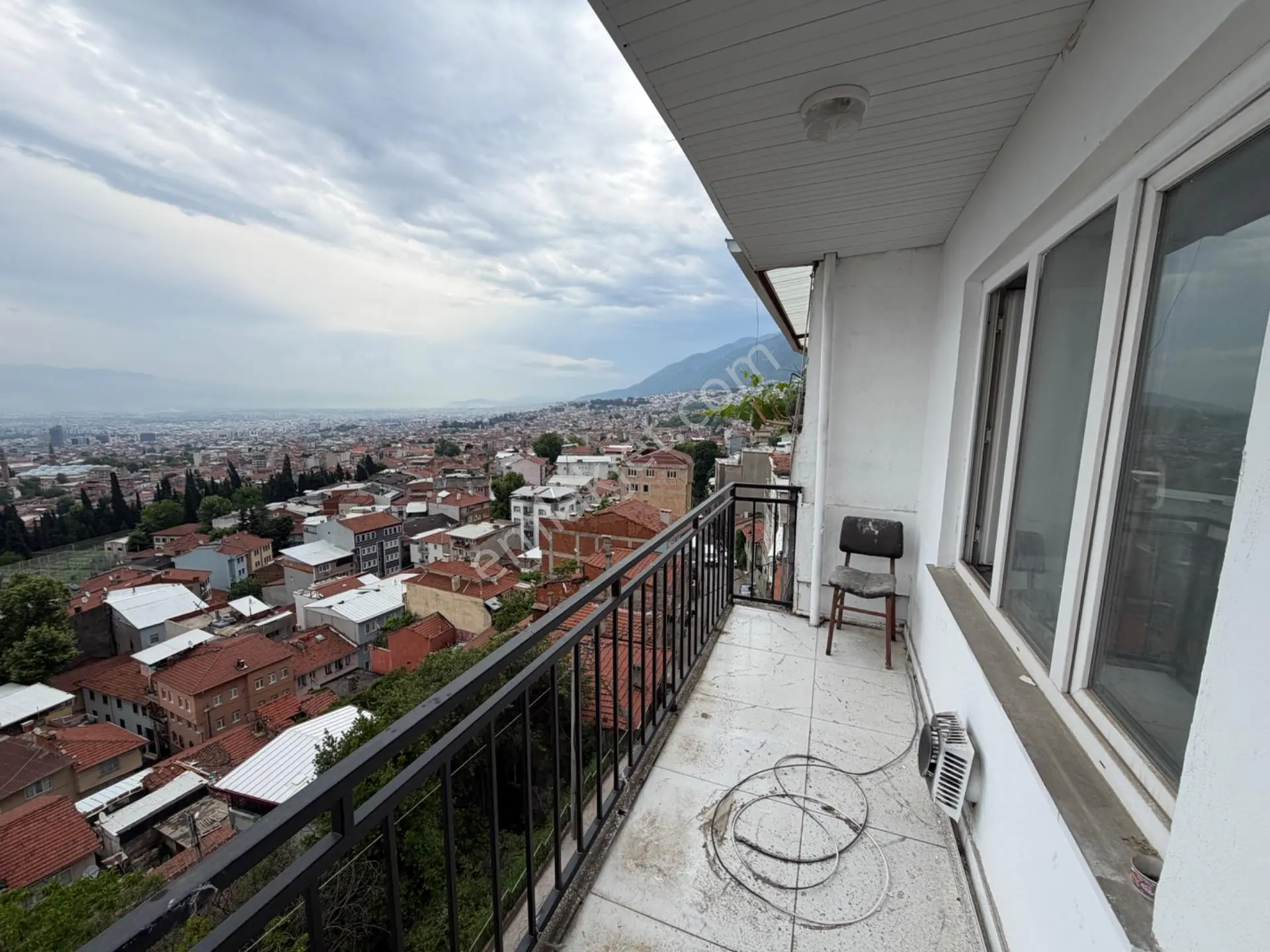 İvazpaşa’da Panoramik Bursa Manzaralı Yenilenmiş 2+1 Yatırımlık Daire — fotoğraf 3
