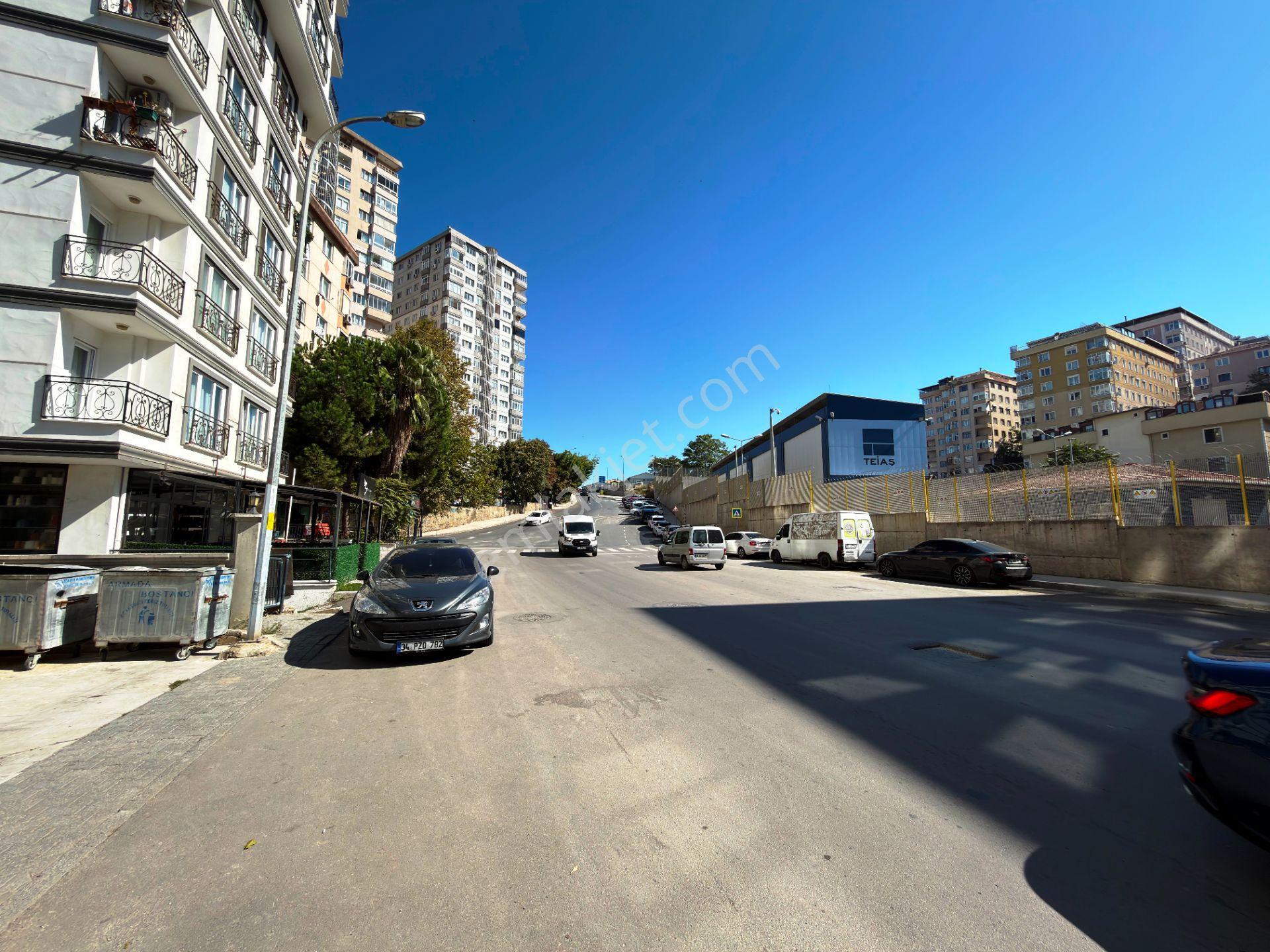 Bostancıda 3 Yıllık İskanlı Kısmi Manzara 7.kat Boş Satılık 2+1 — fotoğraf 28