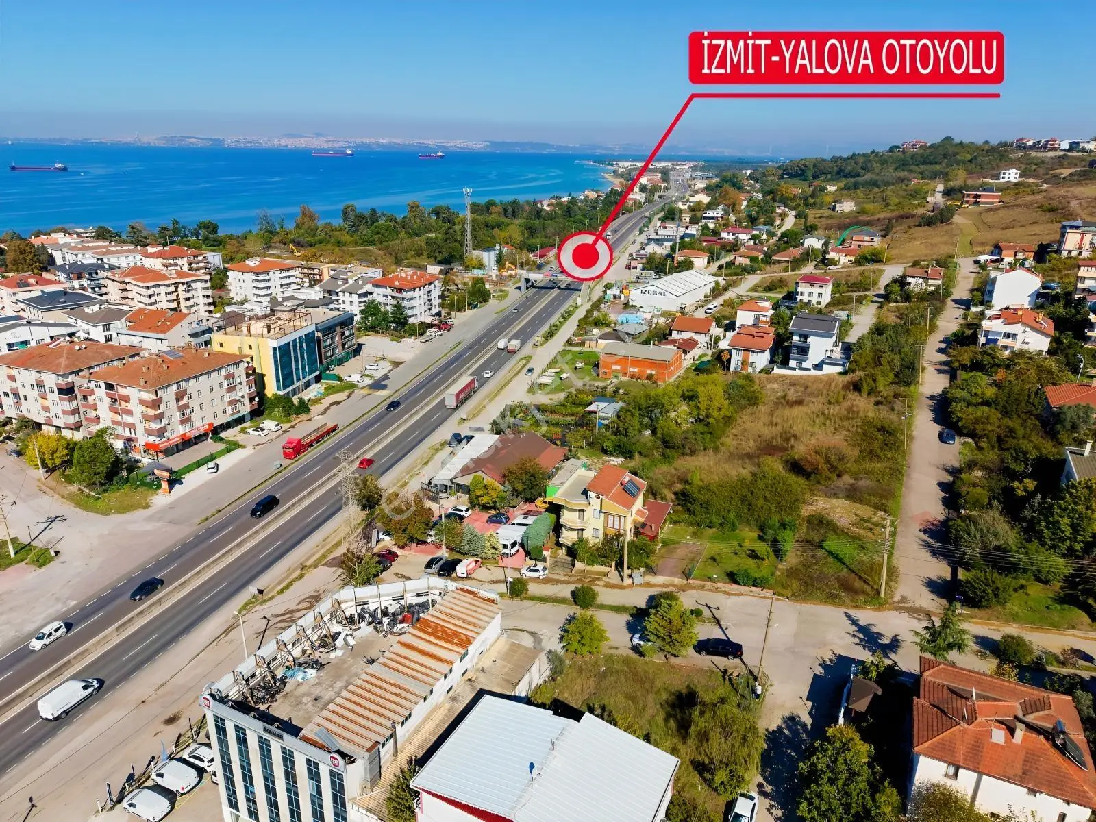 Yalova'da İzmit Yoluna 1 Parsel İçeride 4 Kat İmarlı Köşe Arsa — fotoğraf 5
