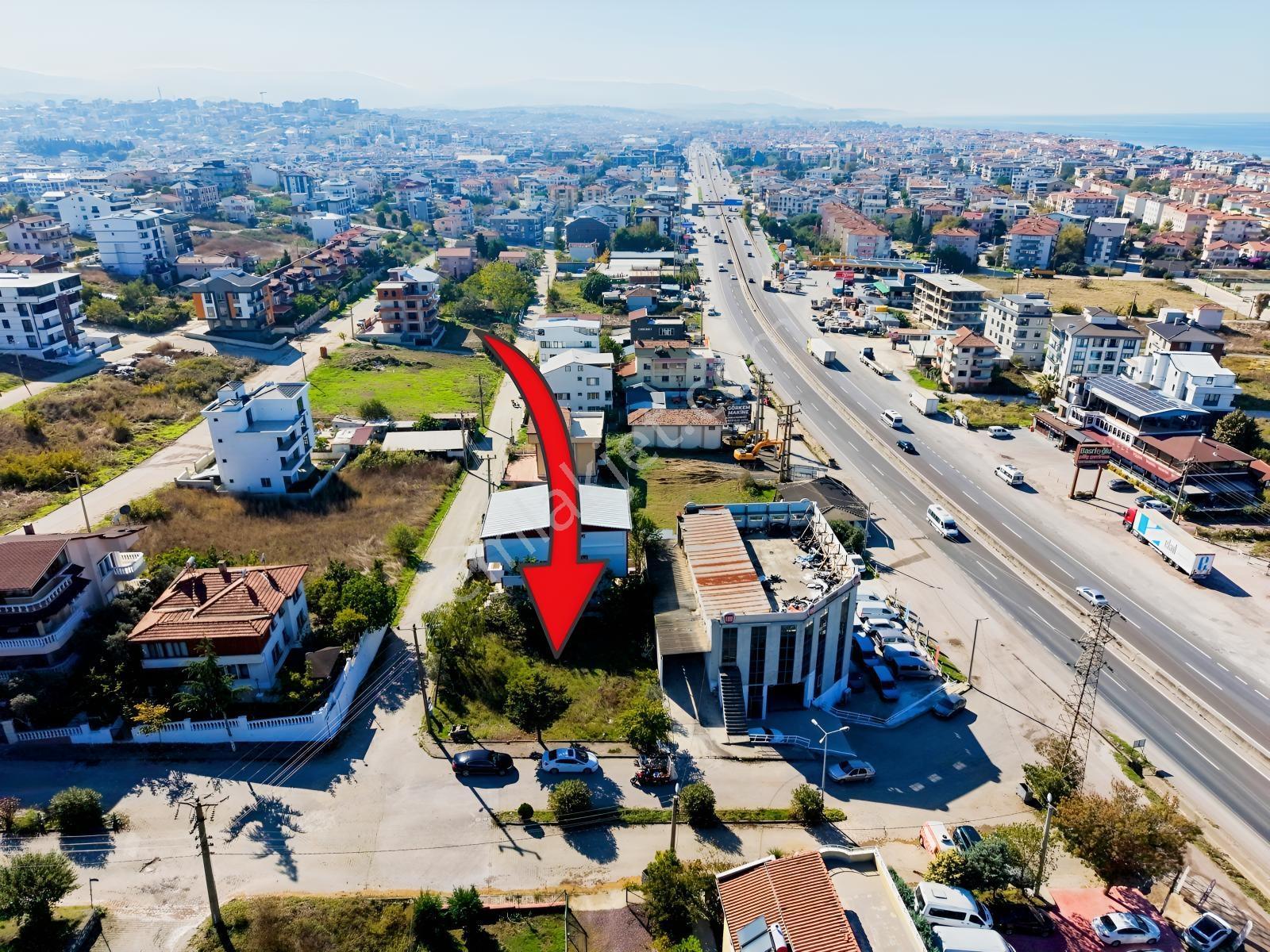 Yalova'da İzmit Yoluna 1 Parsel İçeride 4 Kat İmarlı Köşe Arsa — fotoğraf 8