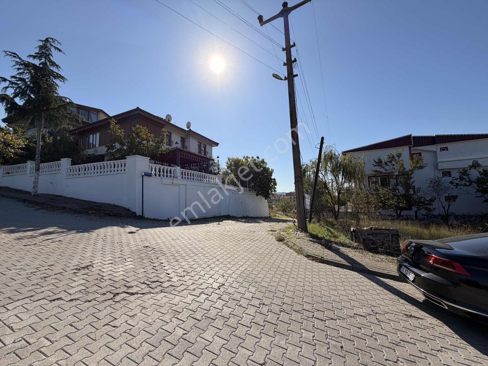 Yalova'da İzmit Yoluna 1 Parsel İçeride 4 Kat İmarlı Köşe Arsa — fotoğraf 12