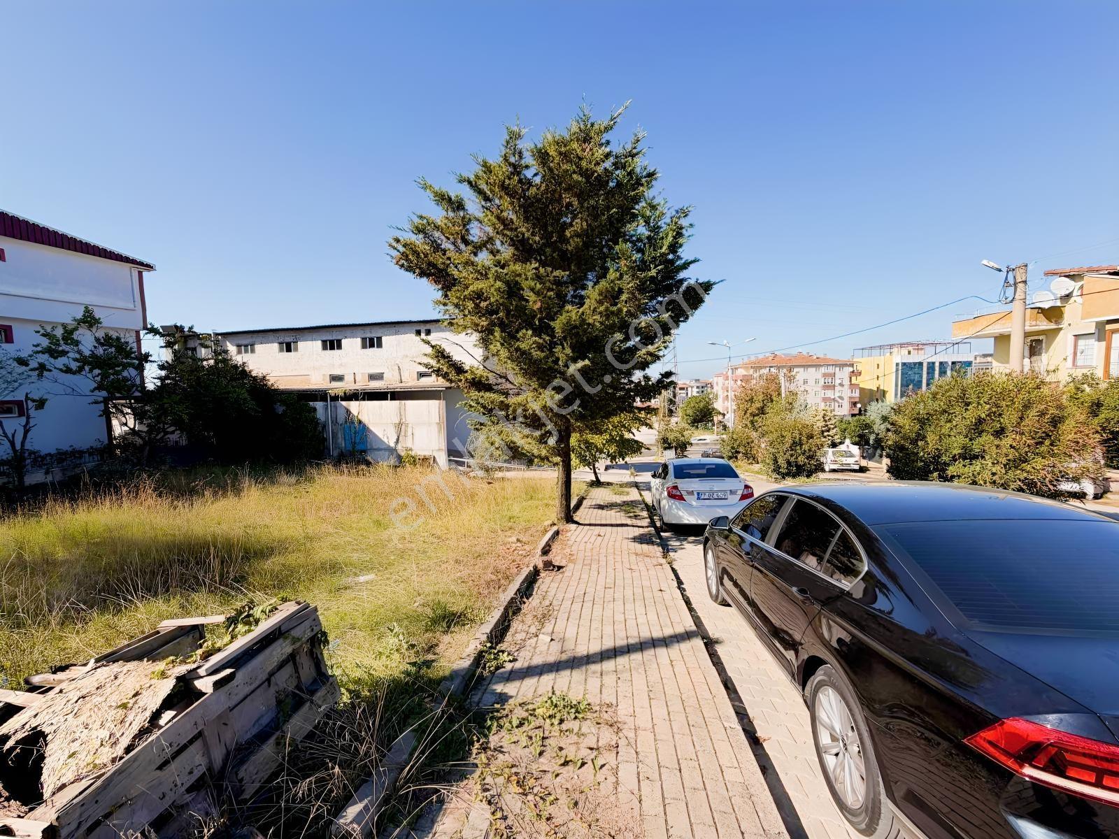 Yalova'da İzmit Yoluna 1 Parsel İçeride 4 Kat İmarlı Köşe Arsa — fotoğraf 14