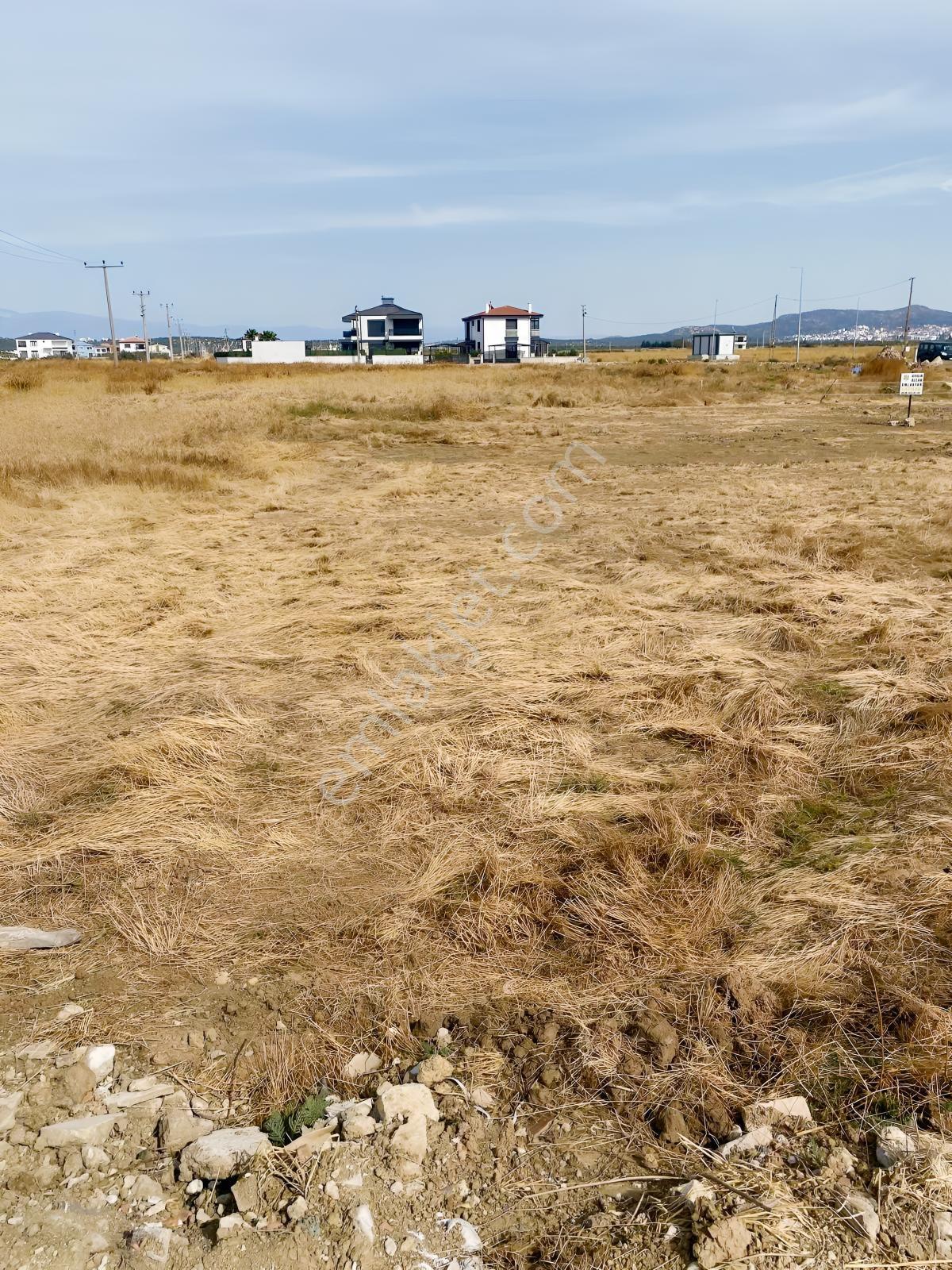 Gömeç Kemalpaşada 302 M2 Müstakil 15/30 Villa İmarlı Parsel Arsa — fotoğraf 2
