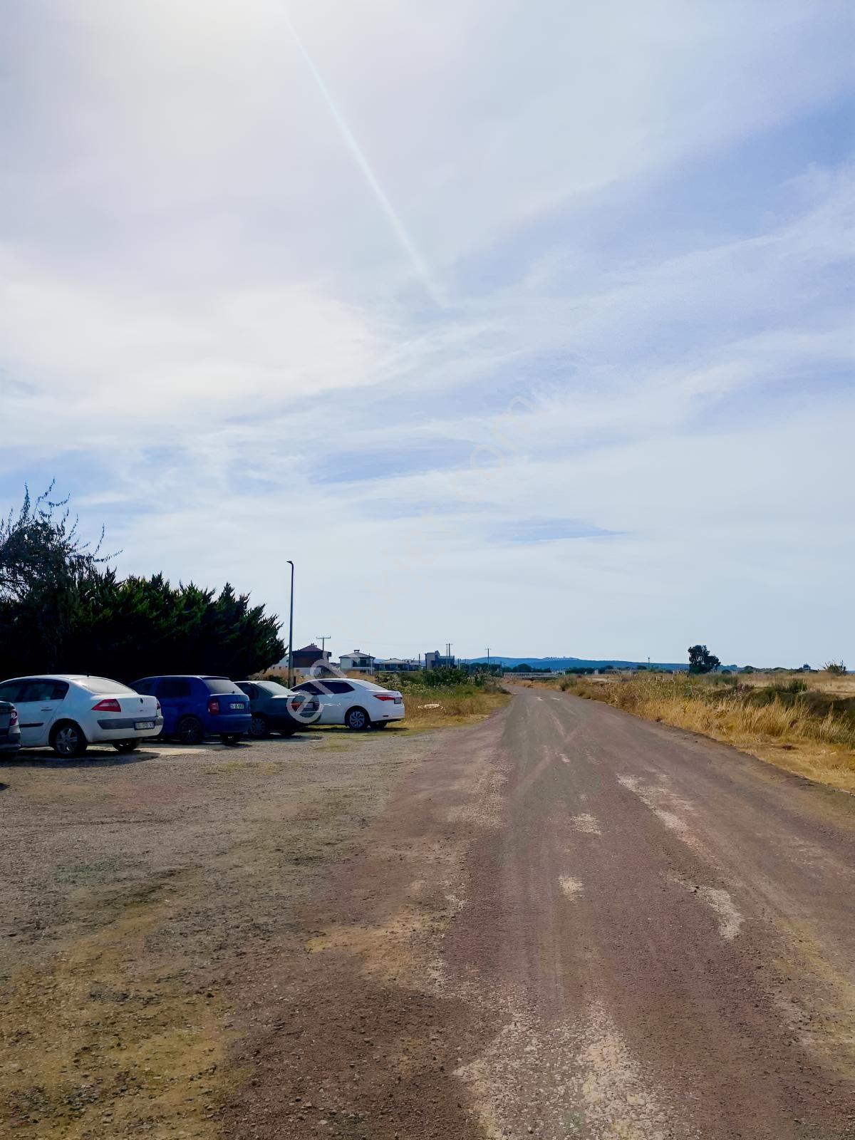 Gömeç Kemalpaşada 302 M2 Müstakil 15/30 Villa İmarlı Parsel Arsa — fotoğraf 8