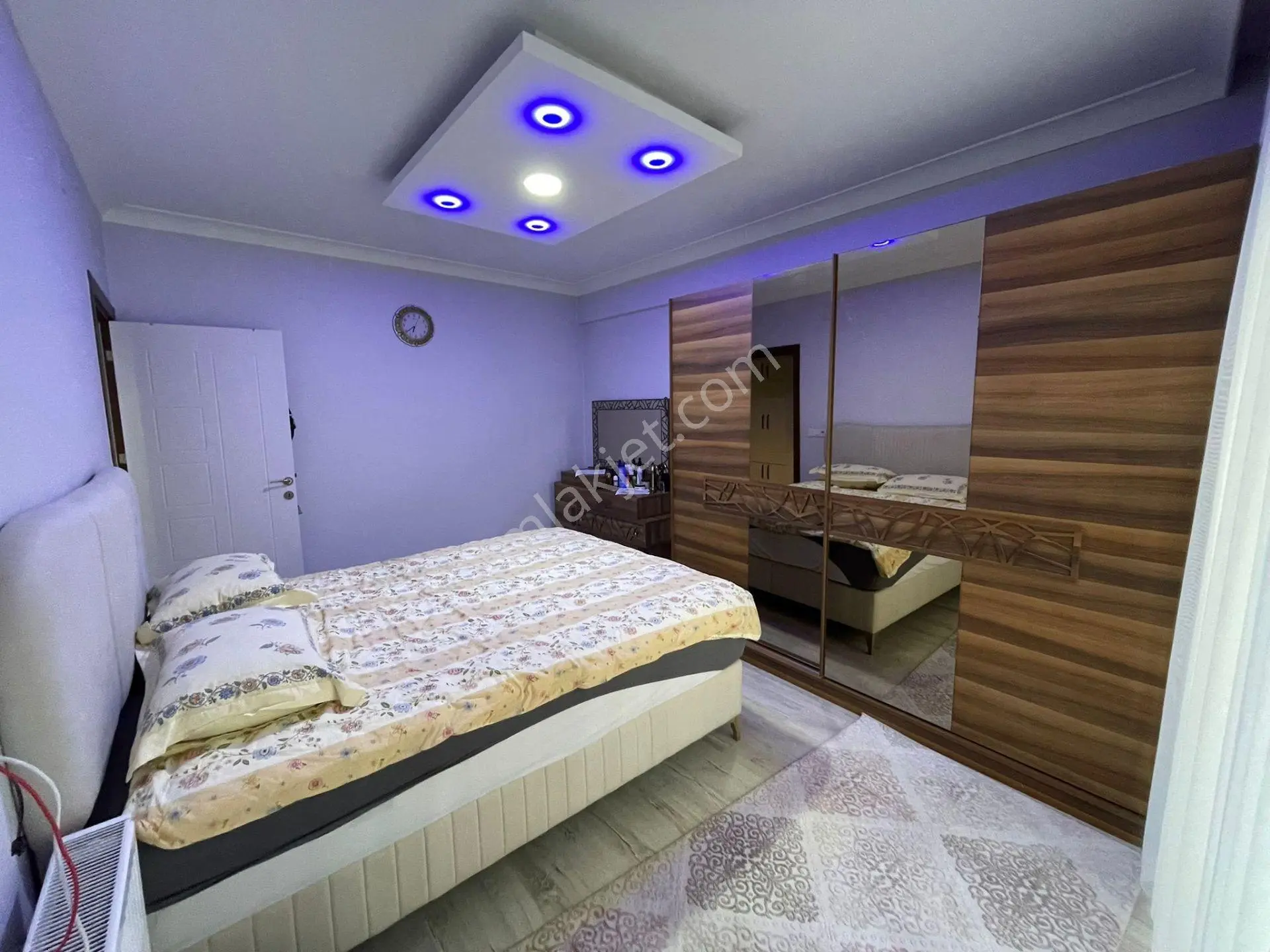 Eymen Emlaktan Yiğitler Mh. Satılık 140 M2 Doğalgazlı Arakat Daire — fotoğraf 5