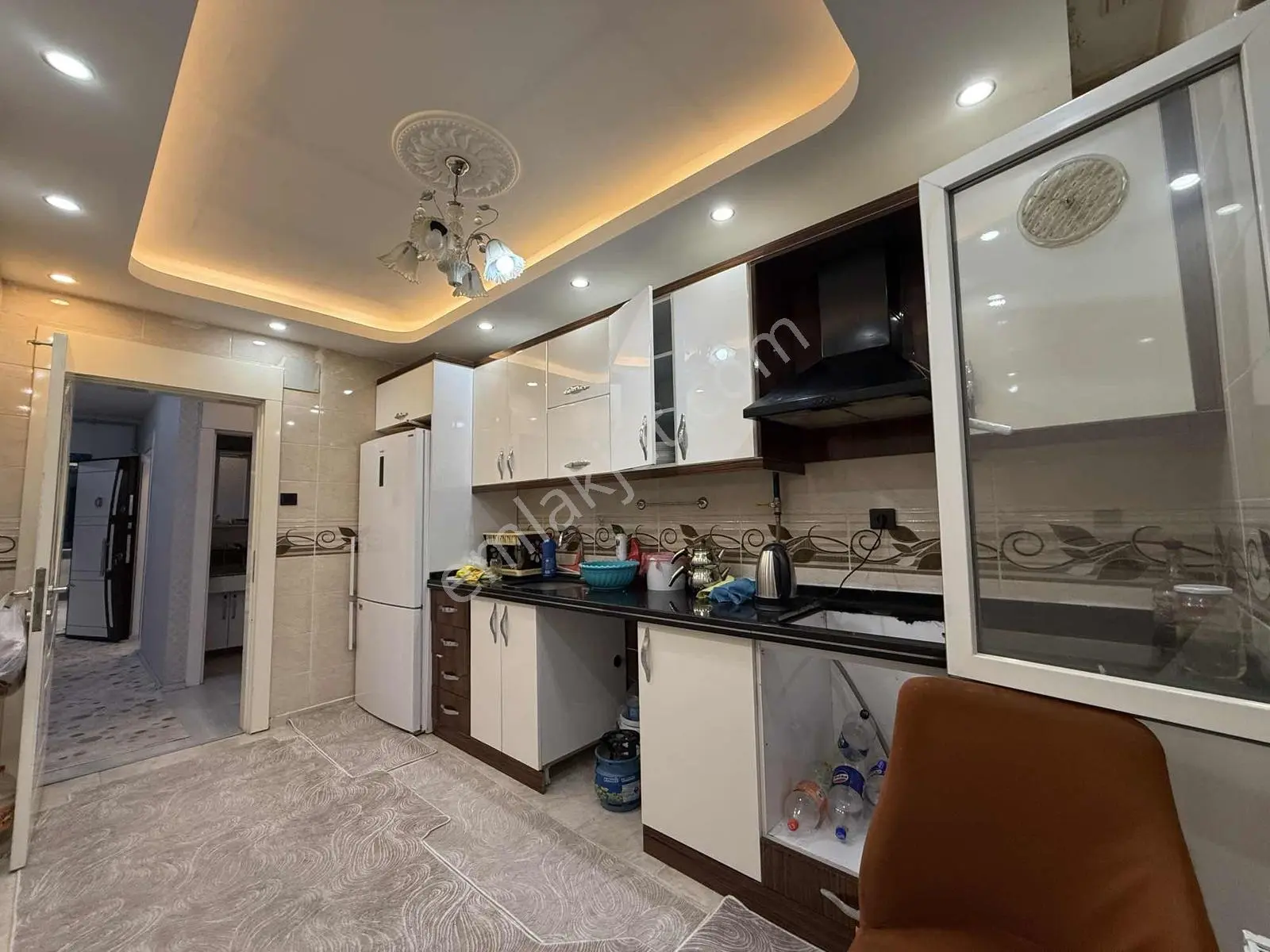 75. Yıl Mah: Yapı Kayıt Belgeli 3+1 150 M² Dam Daireye Ait — fotoğraf 2