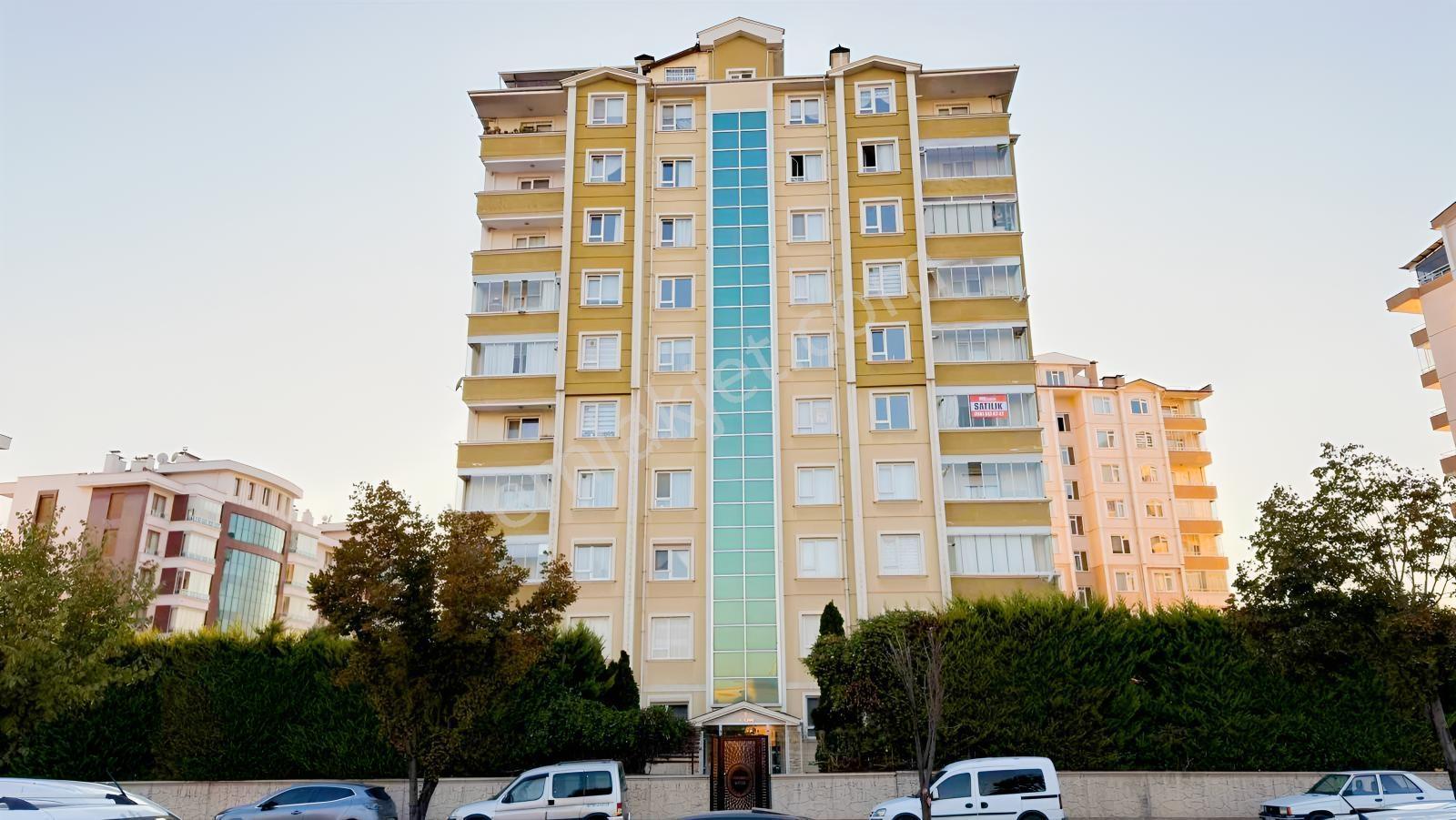 Yazır Mahallesi Real M1 Avm Yanı Satılık 3+1 Daire