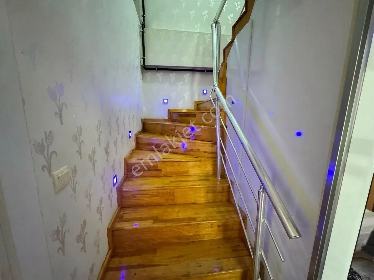Menemen İsmet İnönü’de 4+1 250 M² Satılık Dubleks Daire — fotoğraf 21
