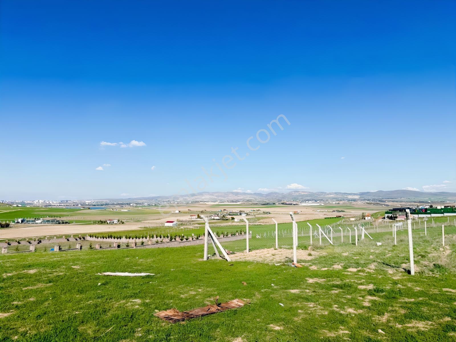 Gölbaşı Mogan Göl Manzaralı Arsa Tapulu Tel Örgülü Arsa Satılık — fotoğraf 8
