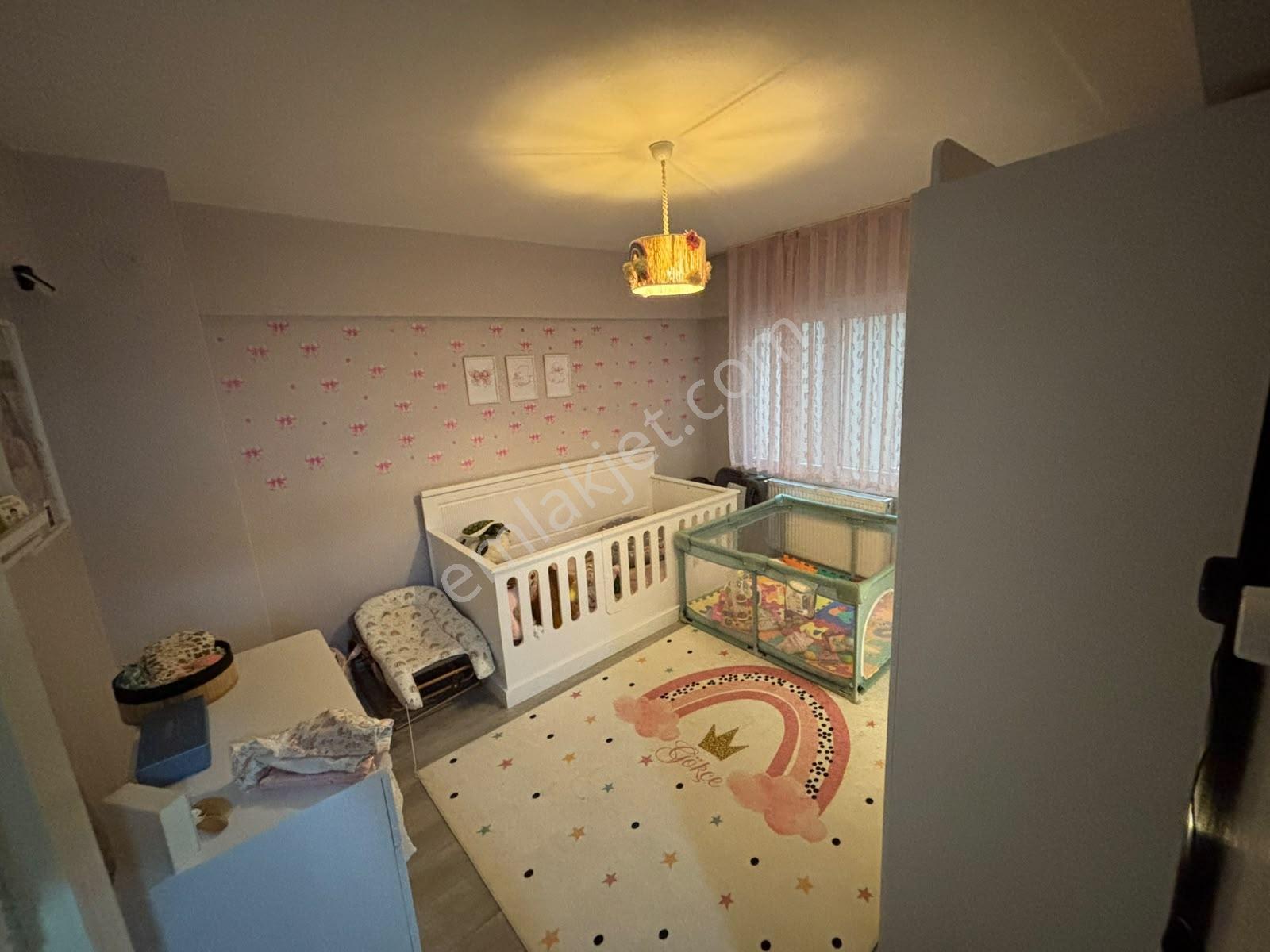 Turpa'dan Ordu Caddesinde Satılık Arakat 3+1 Daire — fotoğraf 18