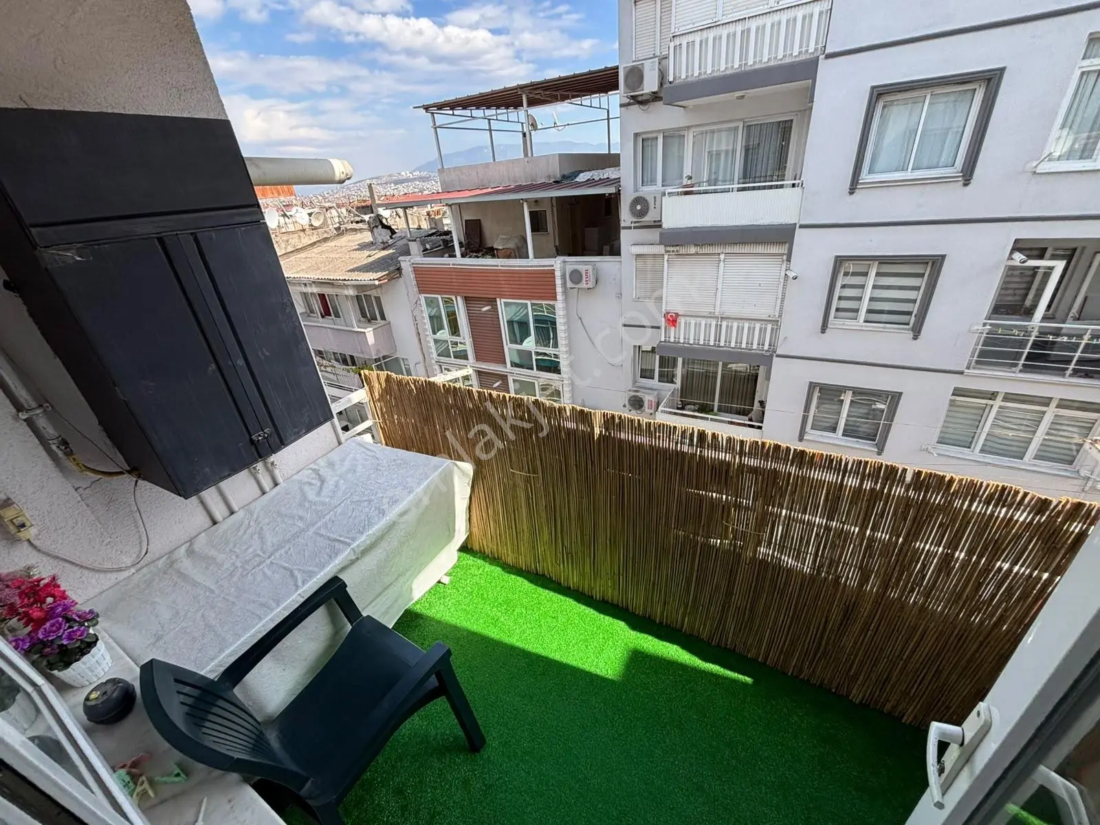 Turpa'dan Ordu Caddesinde Satılık Arakat 3+1 Daire — fotoğraf 25