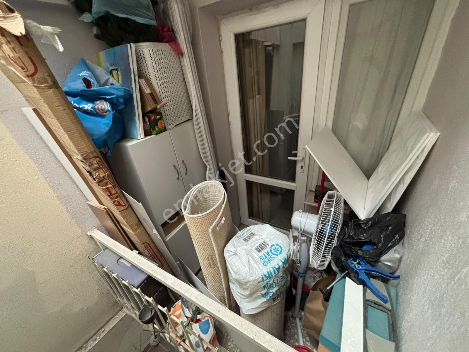 Turpa'dan Ordu Caddesinde Satılık Arakat 3+1 Daire — fotoğraf 27