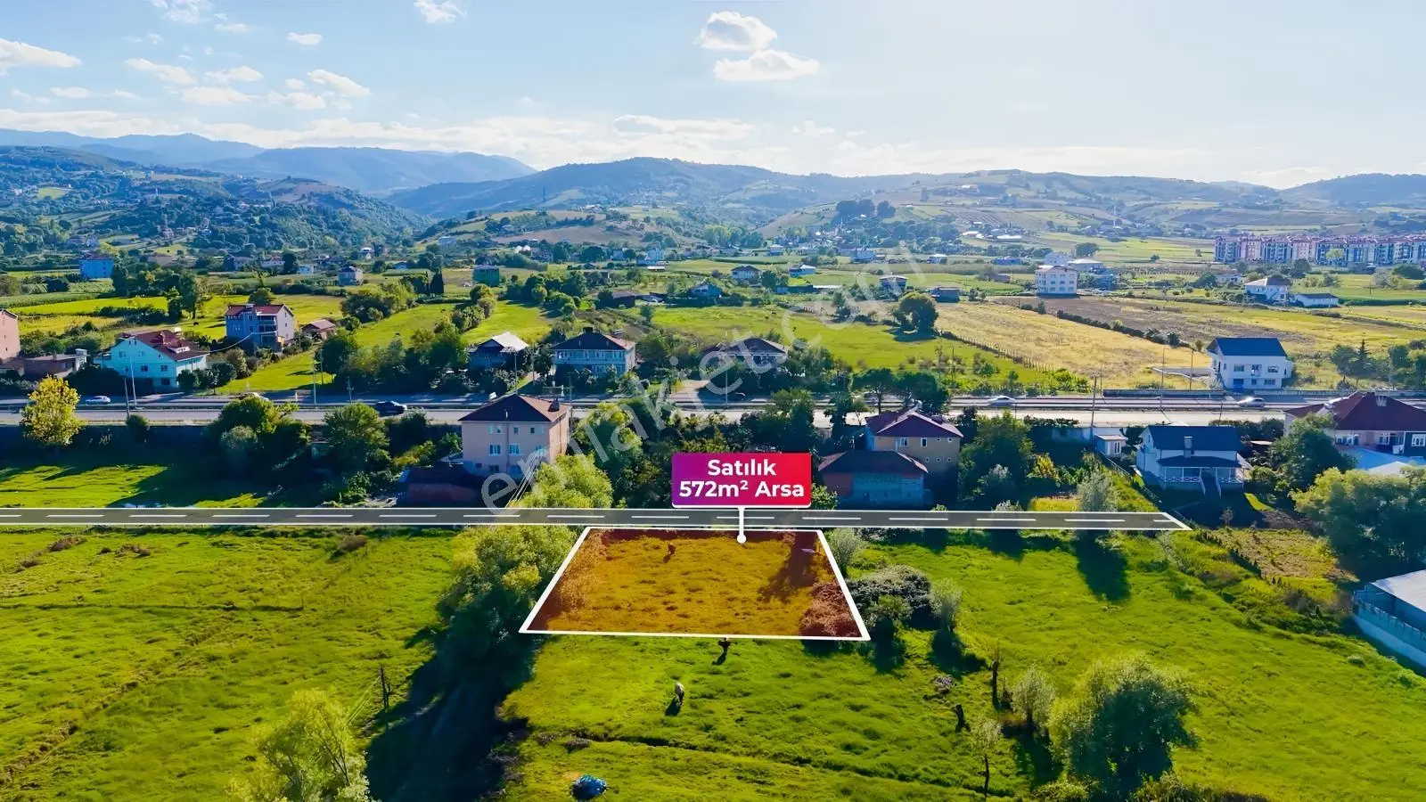 Hüseyin Boylu'dan Dereköy'de 2 Kat İmarlı 572 M² Köşe Arsa — fotoğraf 14