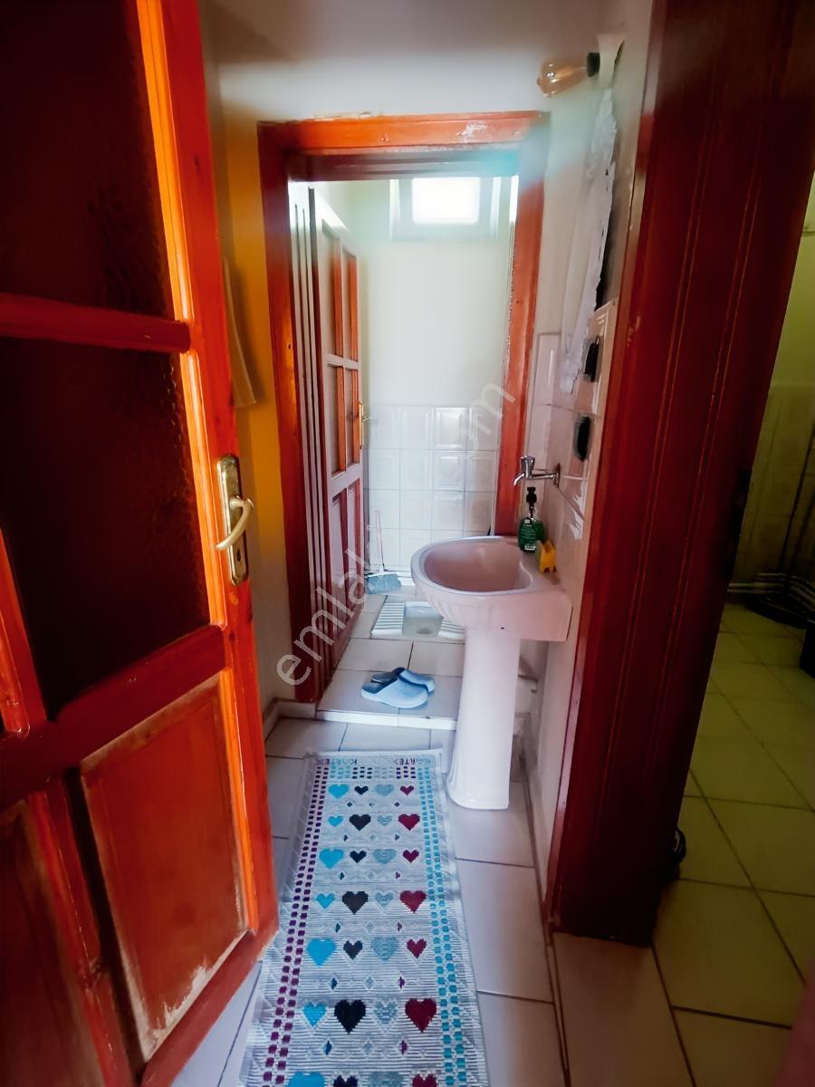 Aksaray'da Tavyum Gerisi Ana Yola Yakın 2 Katlı Ev Ve Bahçe — fotoğraf 6