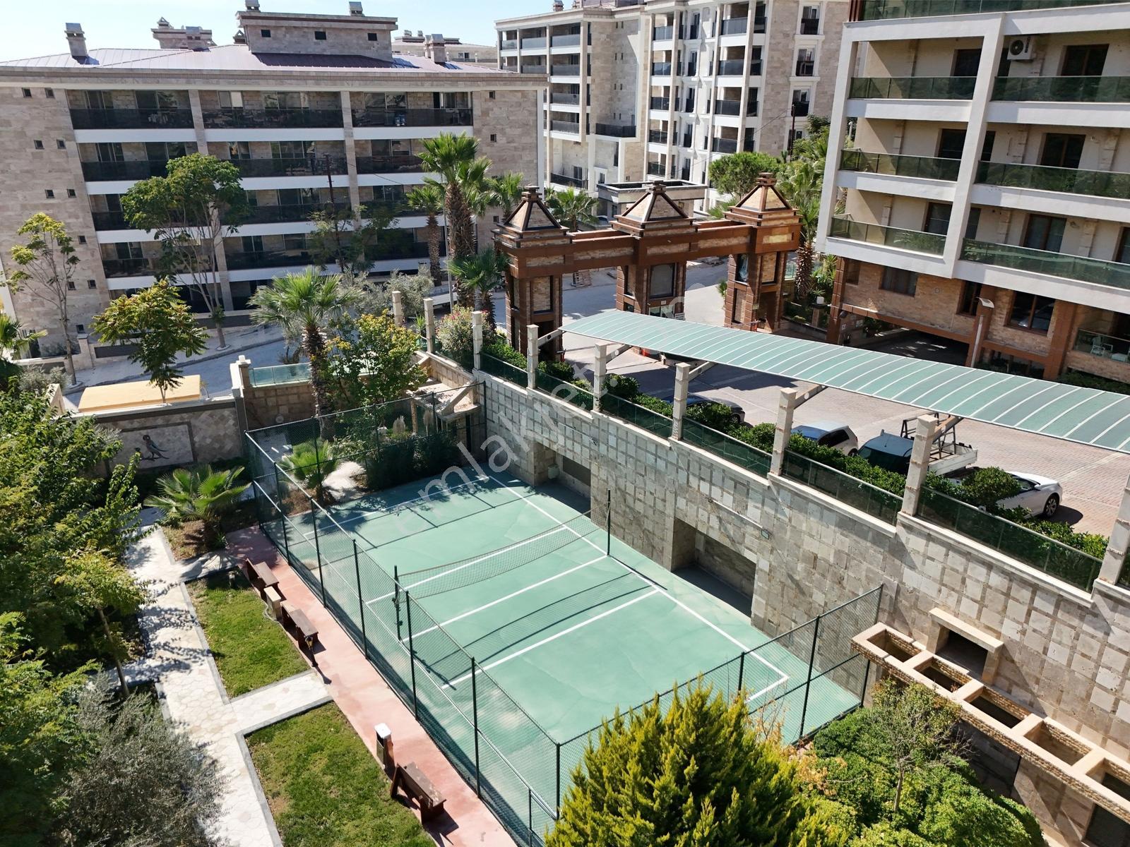 Ege Mahallesi Bahçe Katı 4+1 Trend Royal-1 300 M2 Daire — fotoğraf 5
