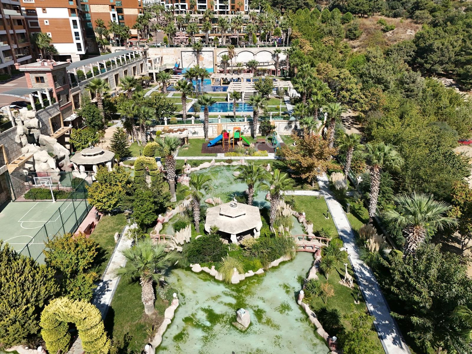Ege Mahallesi Bahçe Katı 4+1 Trend Royal-1 300 M2 Daire — fotoğraf 6