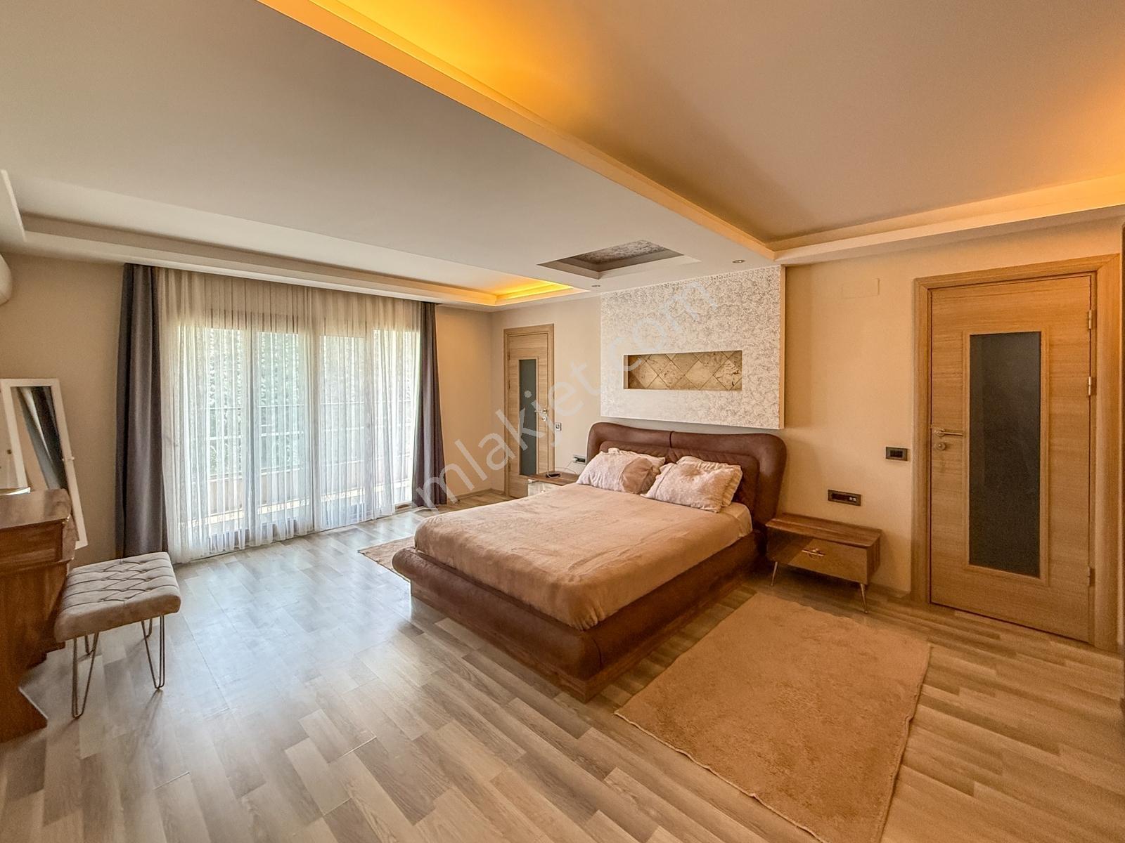 Ege Mahallesi Bahçe Katı 4+1 Trend Royal-1 300 M2 Daire — fotoğraf 7