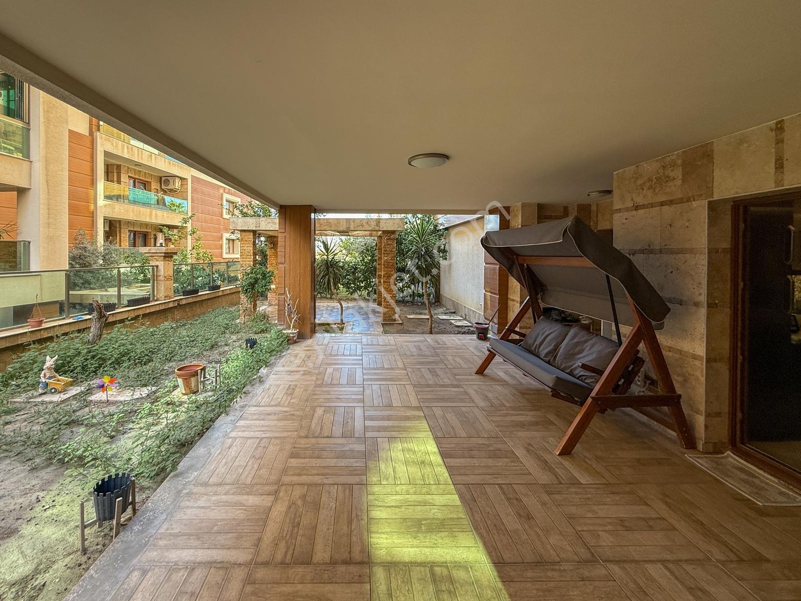 Ege Mahallesi Bahçe Katı 4+1 Trend Royal-1 300 M2 Daire — fotoğraf 13