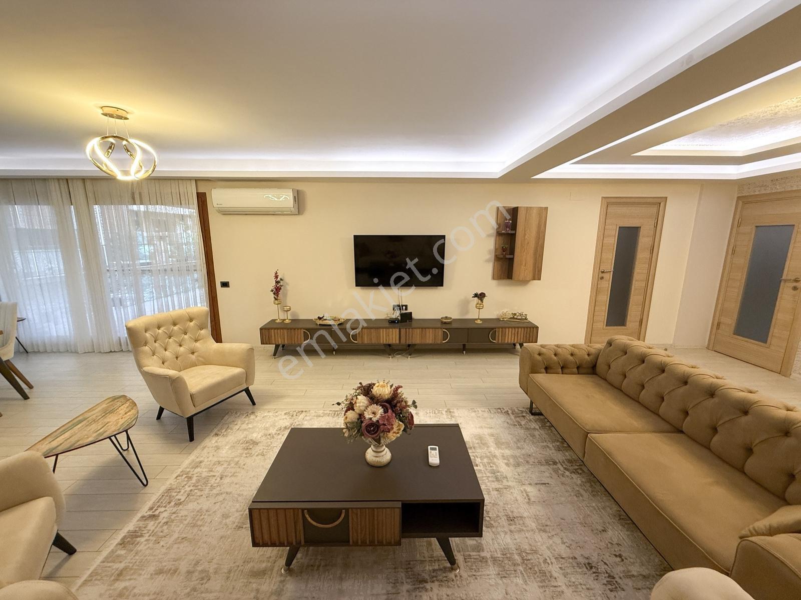 Ege Mahallesi Bahçe Katı 4+1 Trend Royal-1 300 M2 Daire — fotoğraf 15