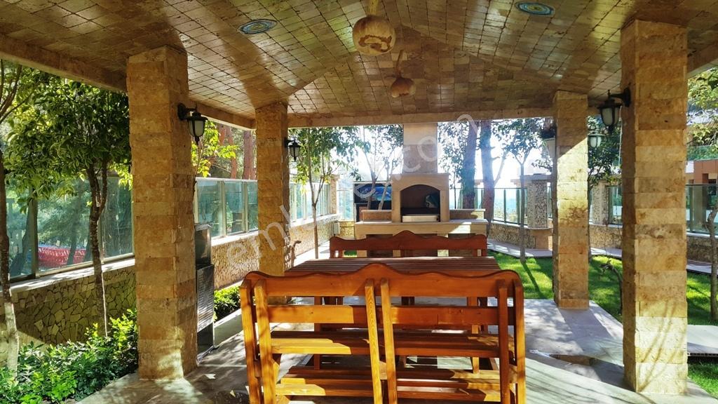 Ege Mahallesi Bahçe Katı 4+1 Trend Royal-1 300 M2 Daire — fotoğraf 38