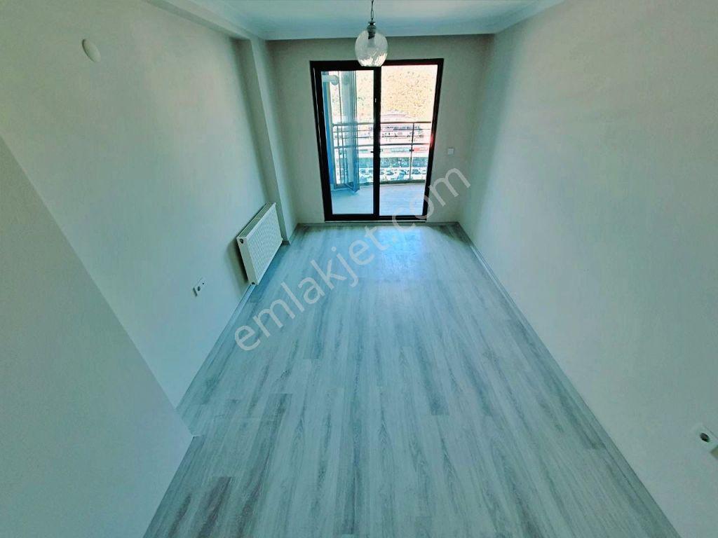 Uytundan Kadıköy Novada Avm Yanında Anayol Cepheli Konut İşyeri — fotoğraf 18