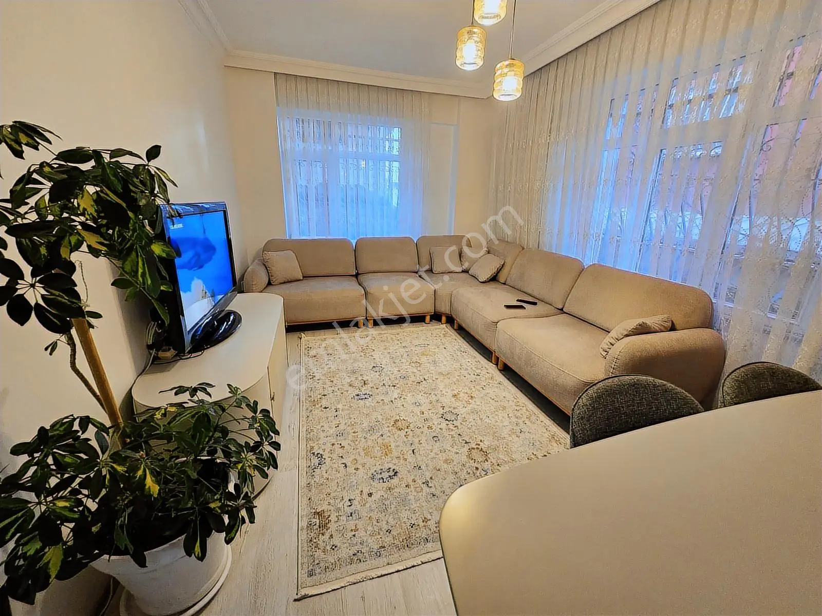 Tepe Üsütünde Masrafsız 2+1 Daire Çok Güzel Konumda — fotoğraf 5