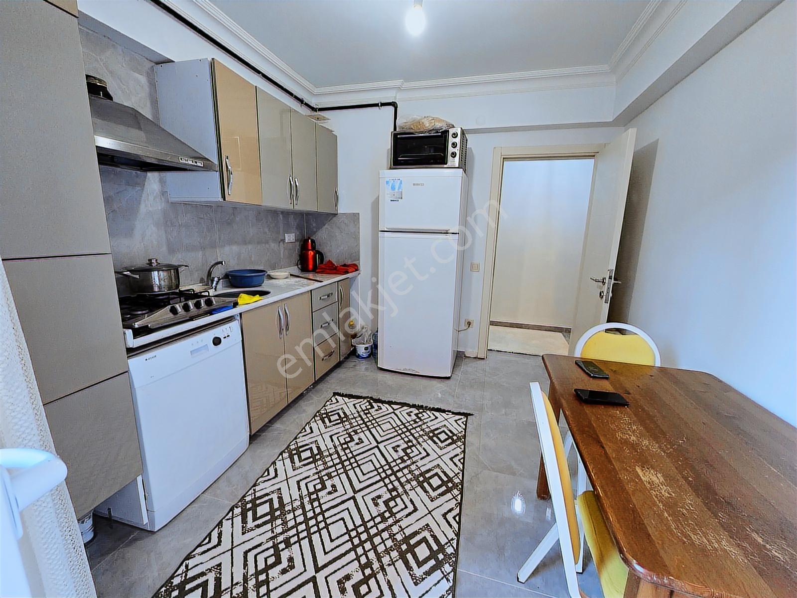 Tepe Üsütünde Masrafsız 2+1 Daire Çok Güzel Konumda — fotoğraf 9