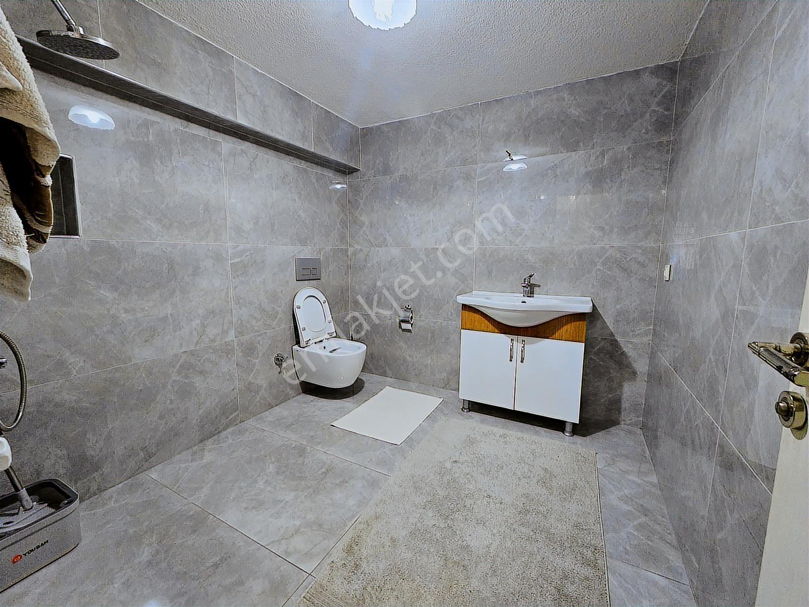 Tepe Üsütünde Masrafsız 2+1 Daire Çok Güzel Konumda — fotoğraf 13