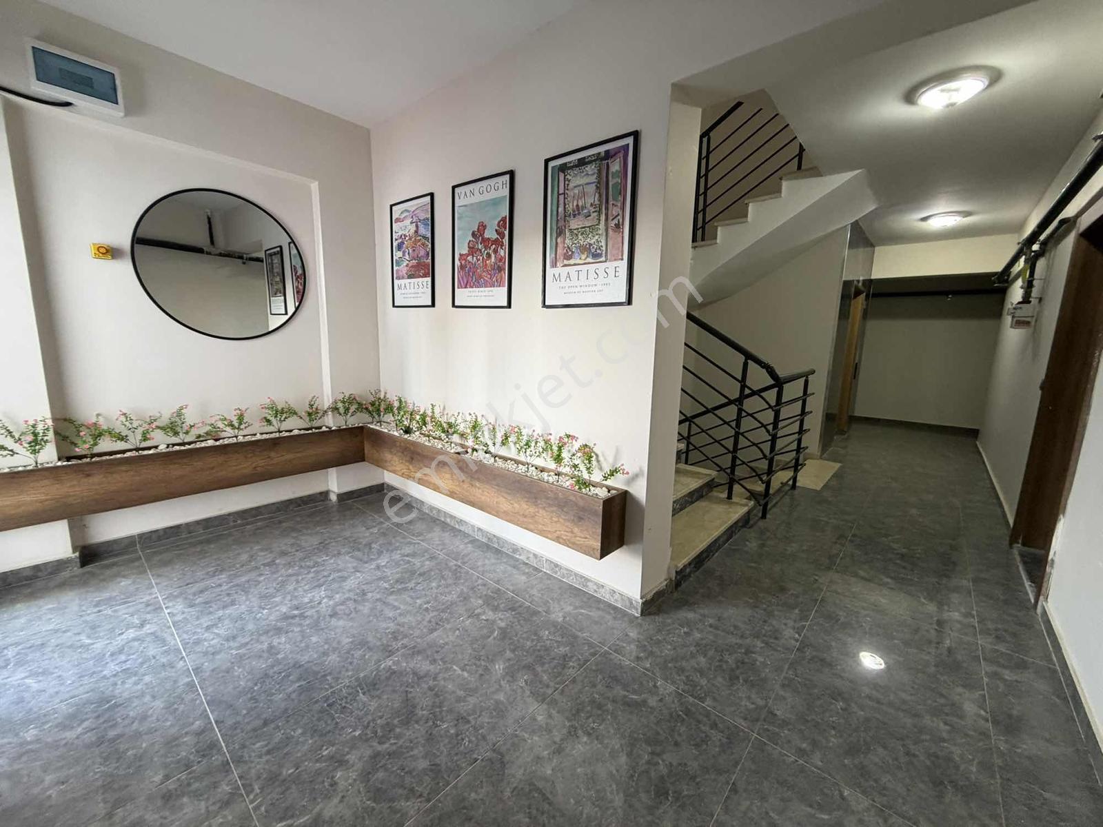 Alaçatı'dan/bağımsız Mutfaklı/iskanlı/jewel Avm Dibinde/teraslı — fotoğraf 35