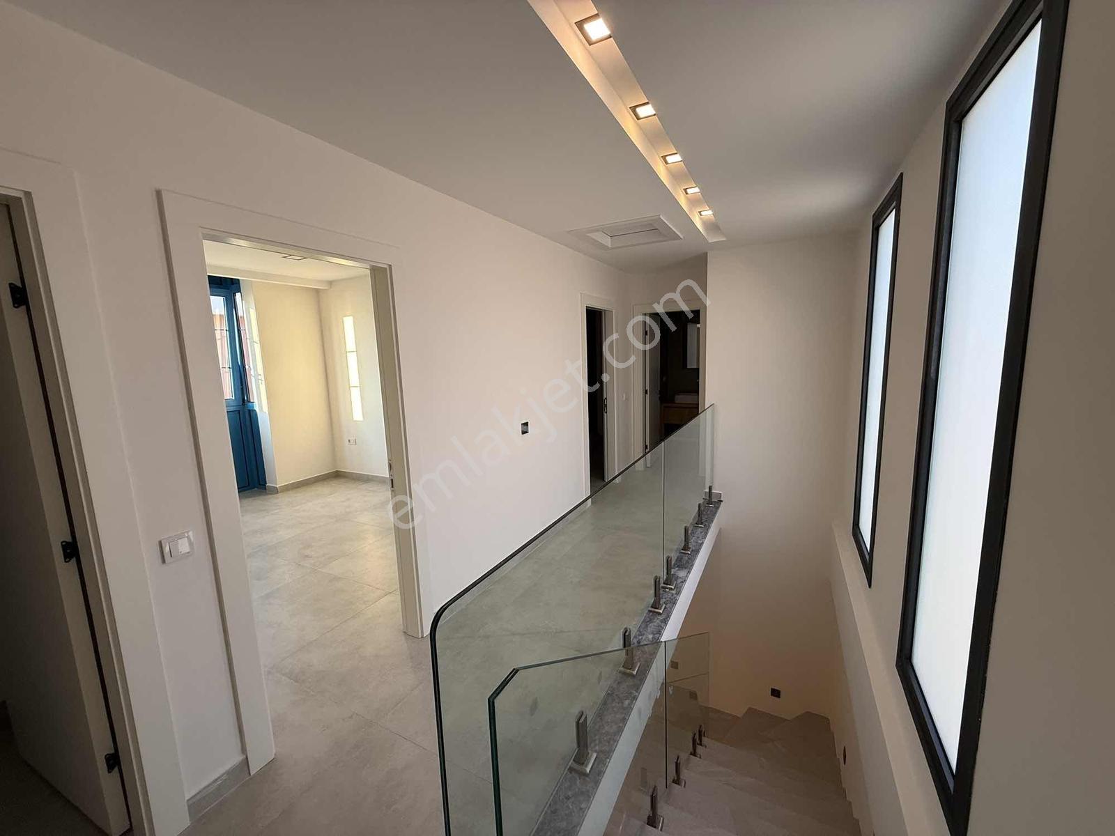 Kuşadası Davutlar Deniz Manzaralı 4+1 Villa — fotoğraf 7