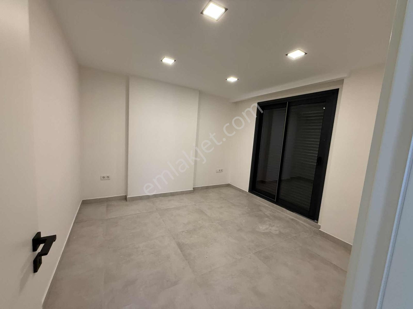 Kuşadası Davutlar Deniz Manzaralı 4+1 Villa — fotoğraf 16