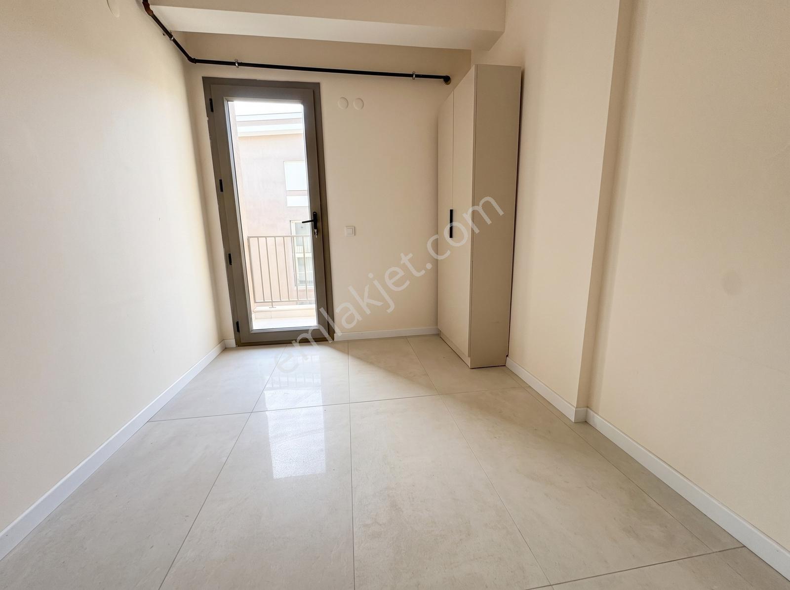 Turyap'tan Lüks Site Havuz Cephe Ruhsatl Sıfır Satılık 1+1 Daire — fotoğraf 8