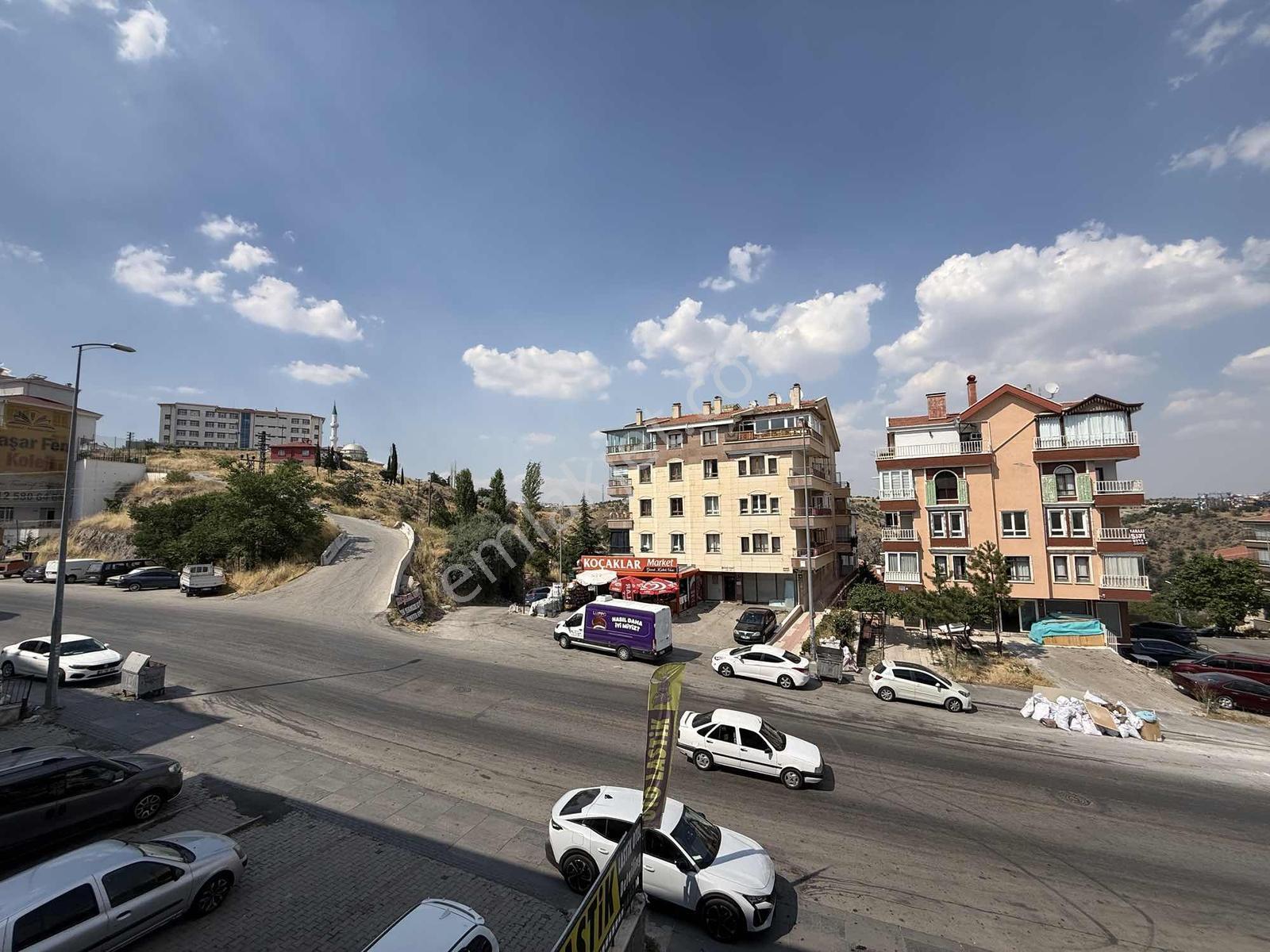 Bademlik Yolu Caddesinde 3+1 Asansörlü 120 Metrekare Satılık — fotoğraf 6